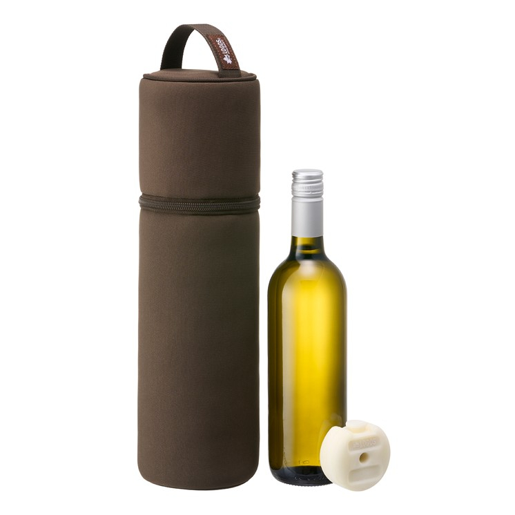 対応サイズは直径約10cm×高さ約32cm以内で、さまざまな大きさのボトルを入れられる