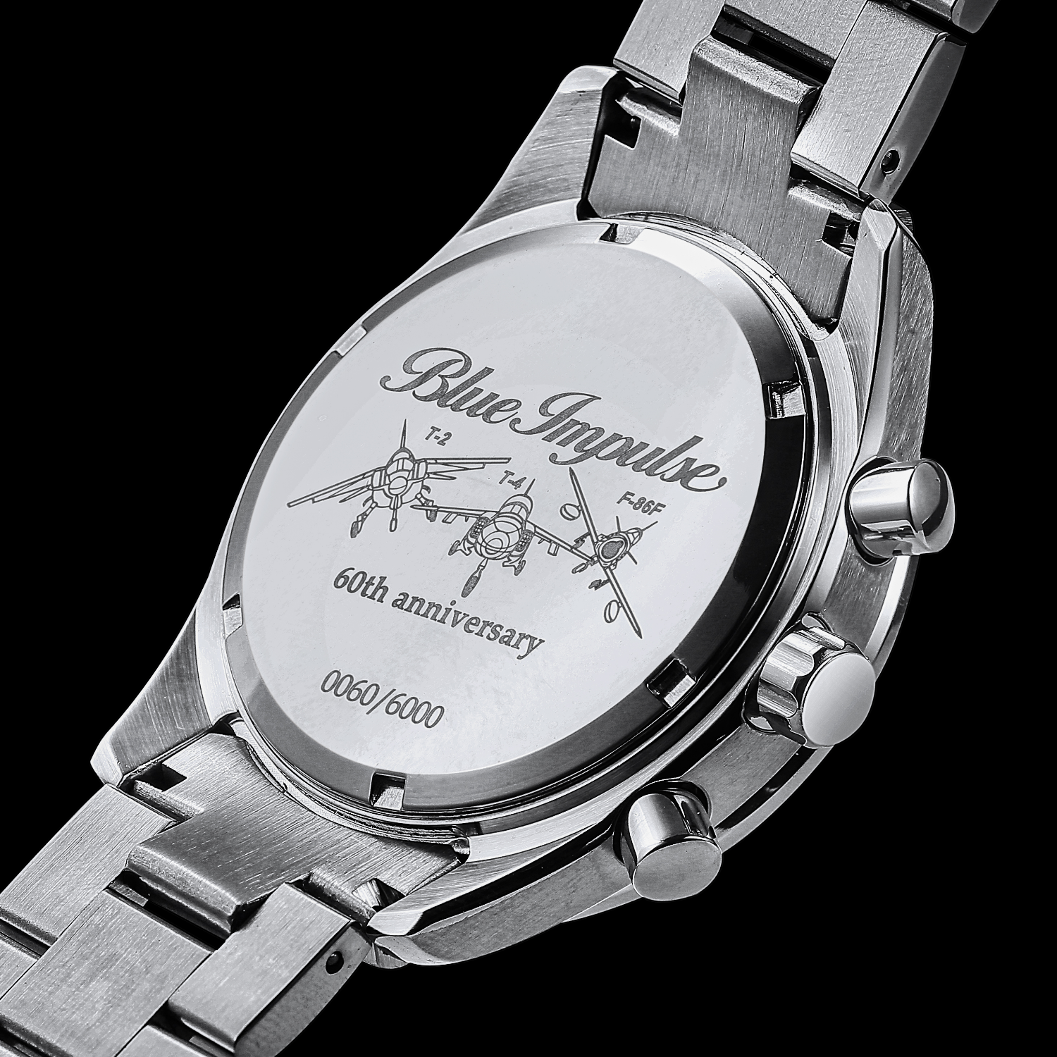 ブルーインパルス創設60周年記念 限定クロノグラフ腕時計（3万3000円）