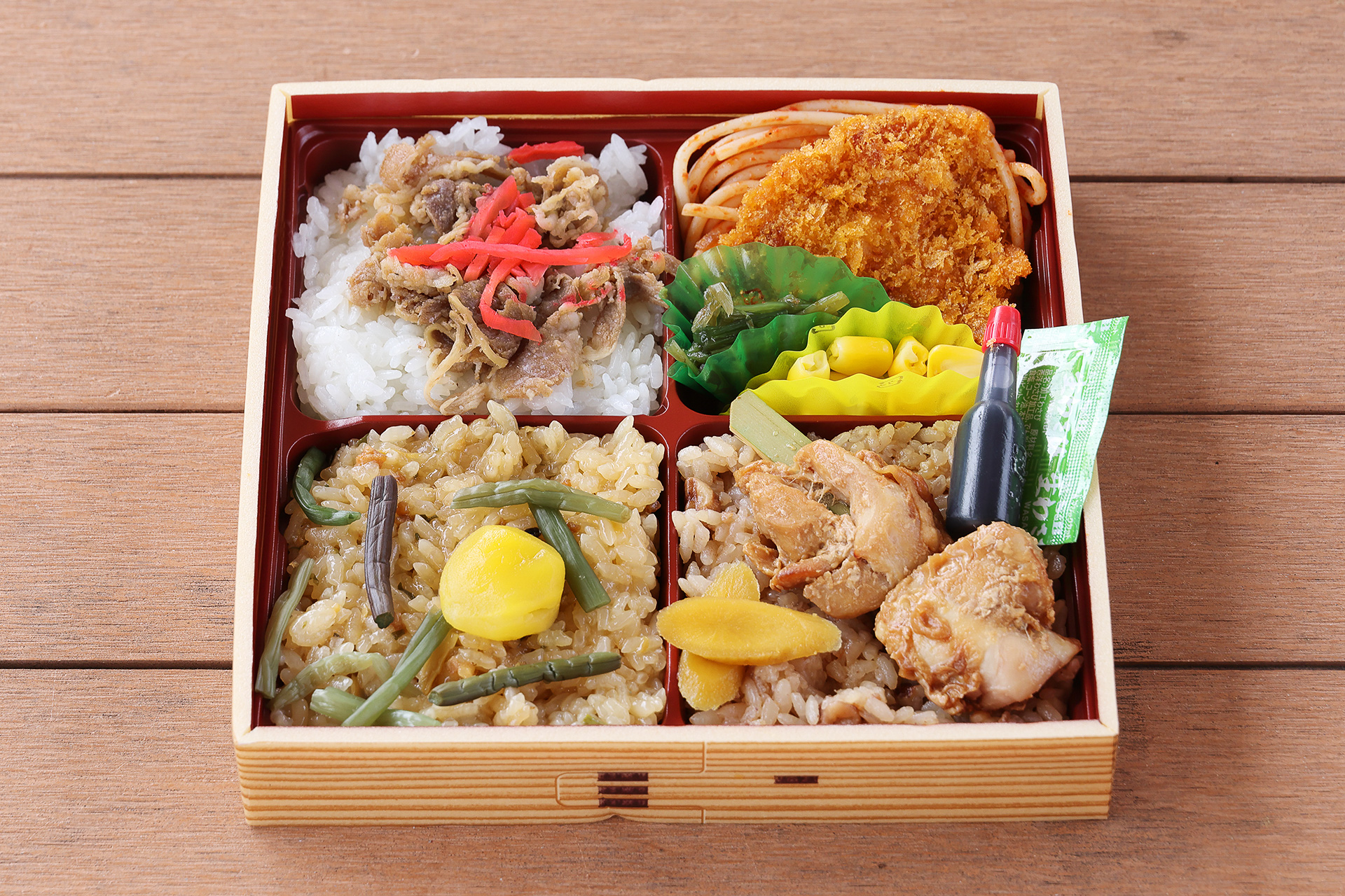 これまで丸政が販売してきた4つの駅弁が1つになっています