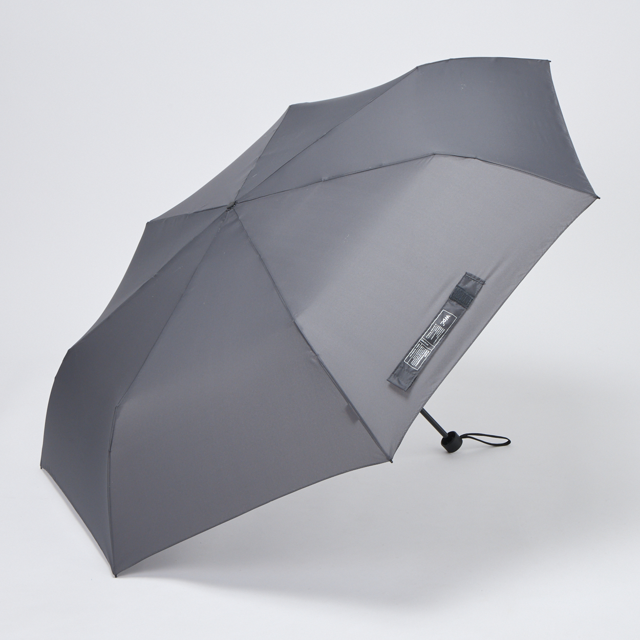 イオン限定「Wpc. エアライトラージ」（雨傘・親骨の長さ61cm）、5カラー、各3278円