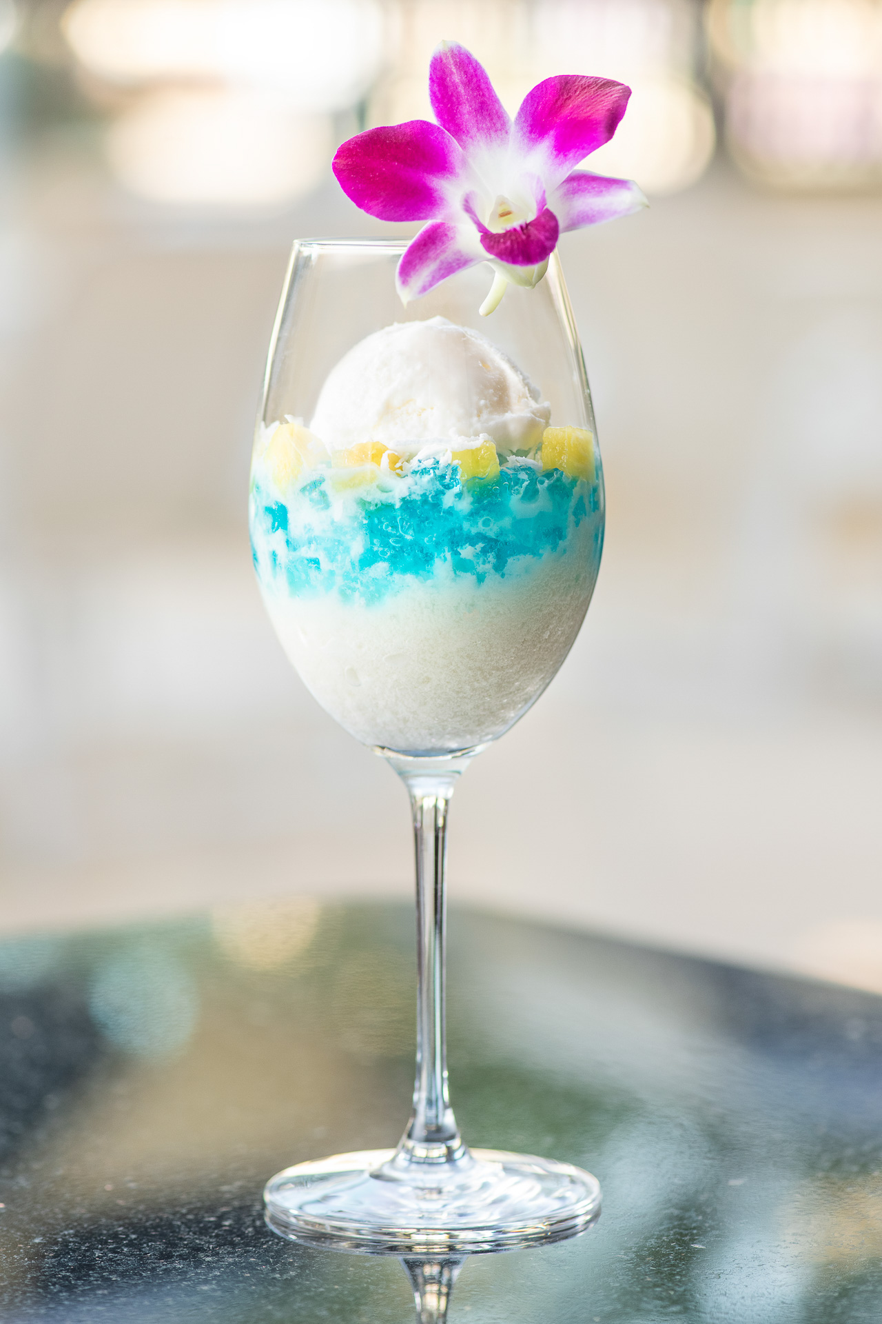 ディズニーアンバサダーホテルが映画「リロ＆スティッチ」公開記念メニューを提供する