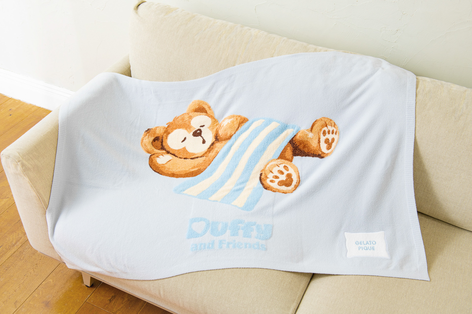 「ニットブランケット＜gelato pique＞」（1万4000円）