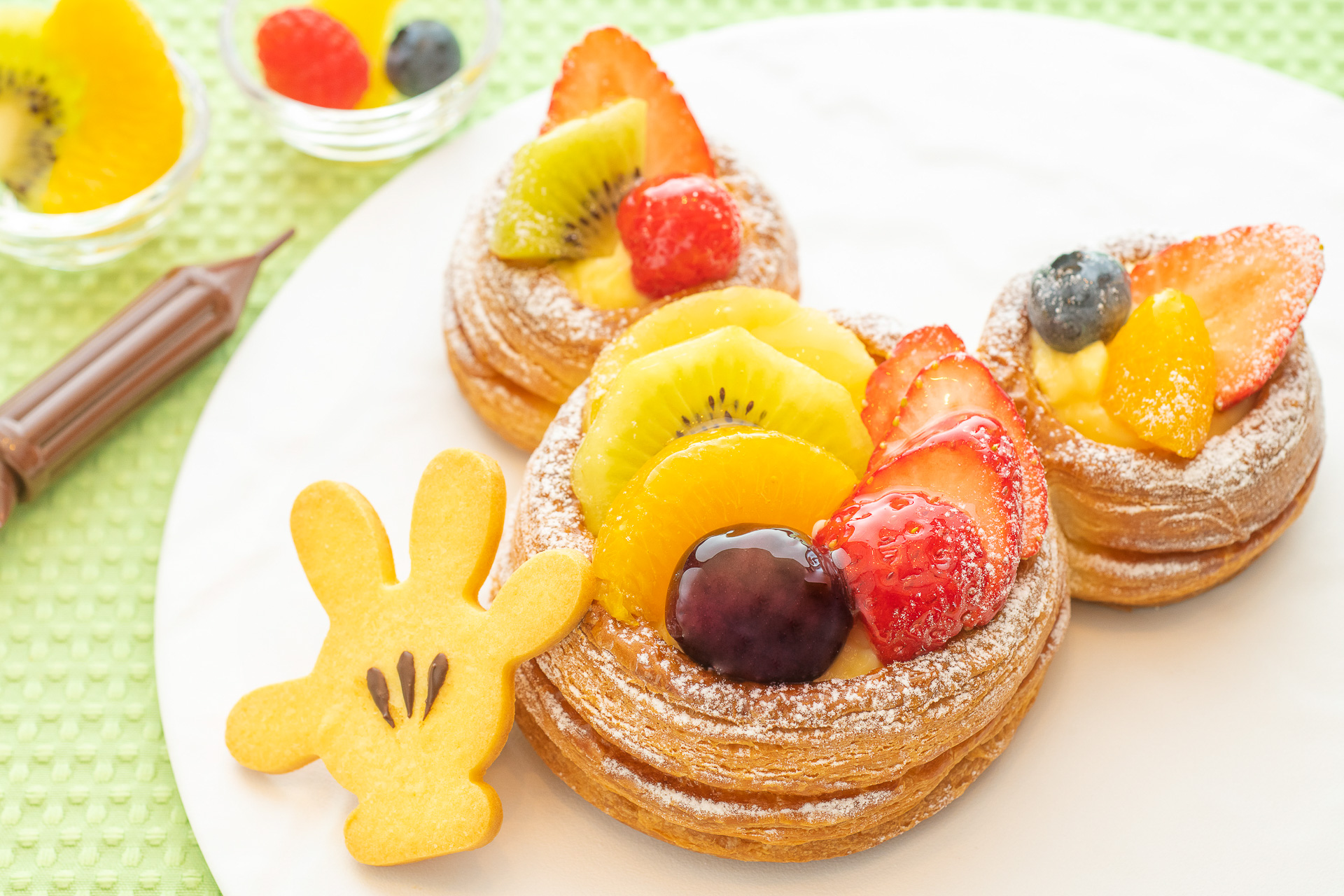 「フルーツデニッシュ」をデコレーションしよう！