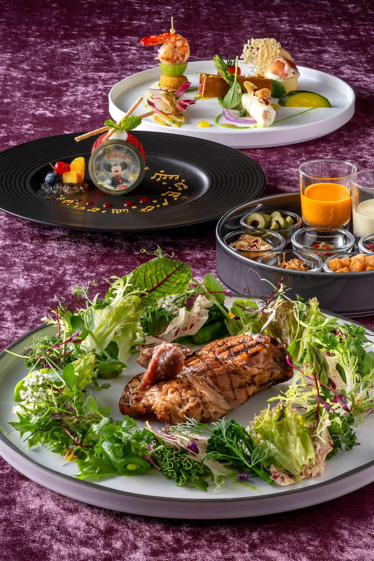 エンパイアグリルの「“We Loveビッグバンドビート”エンパイア・グリル・ランチ」（6800円）