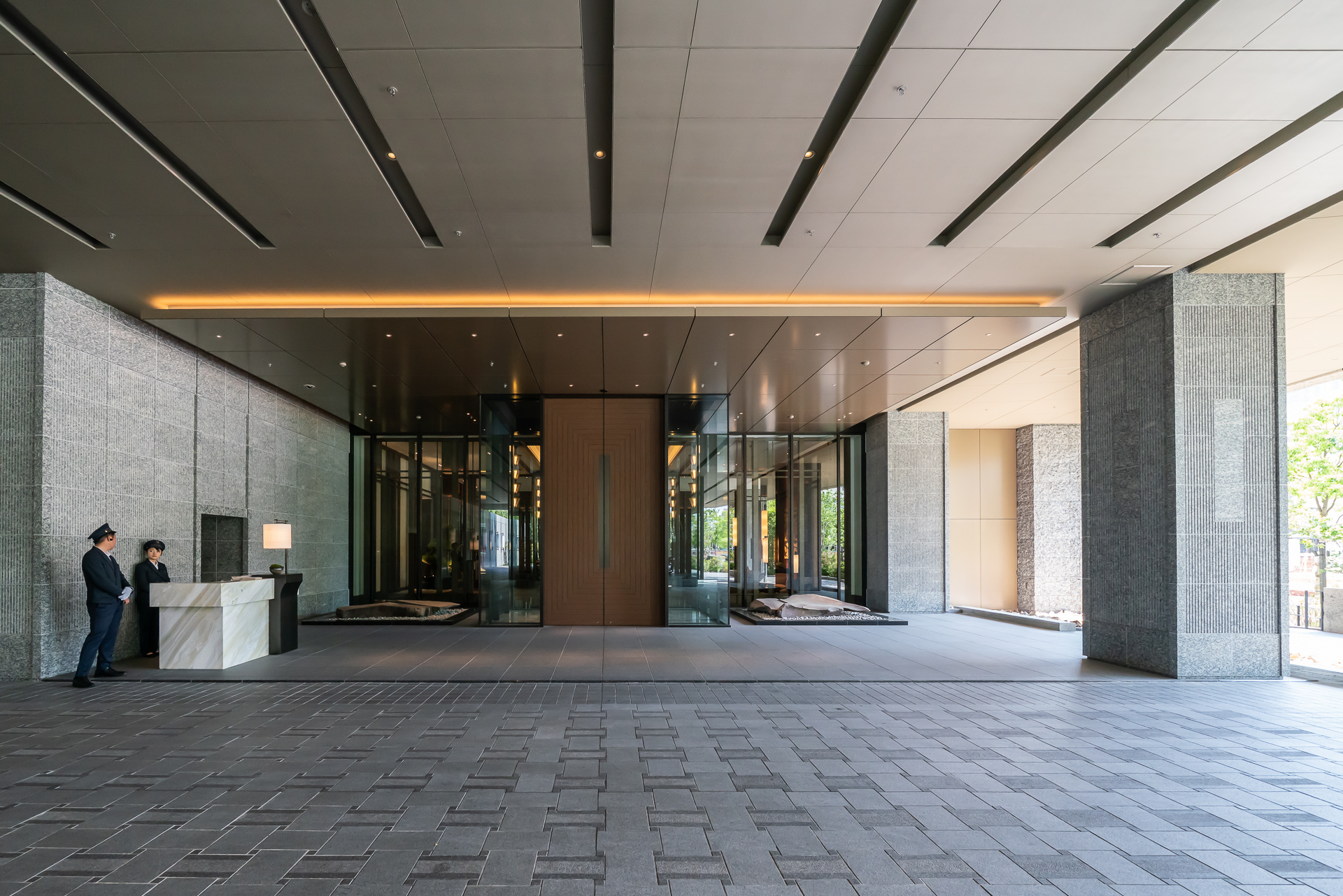 ホテルエントランス