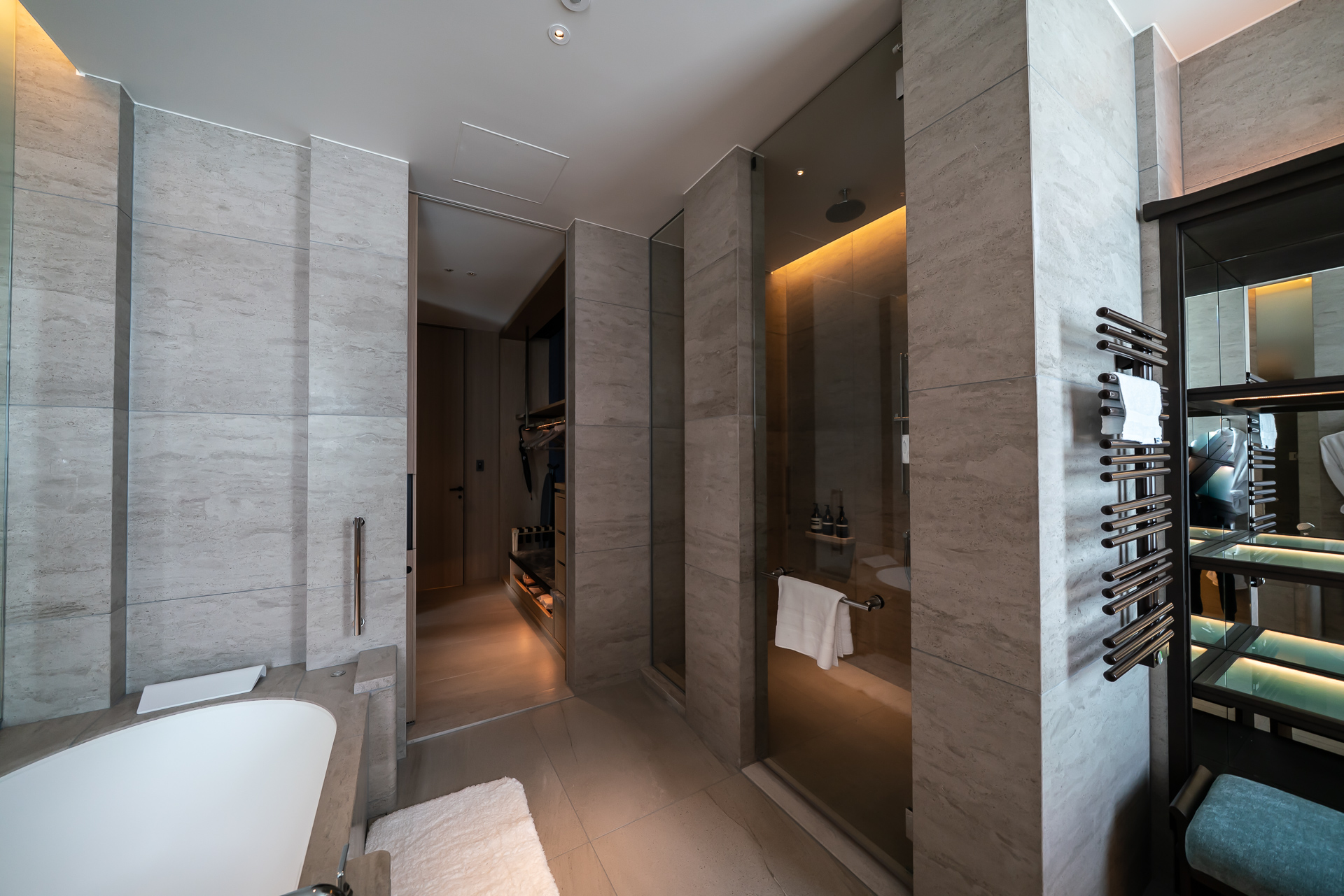 別にシャワールームも備えている