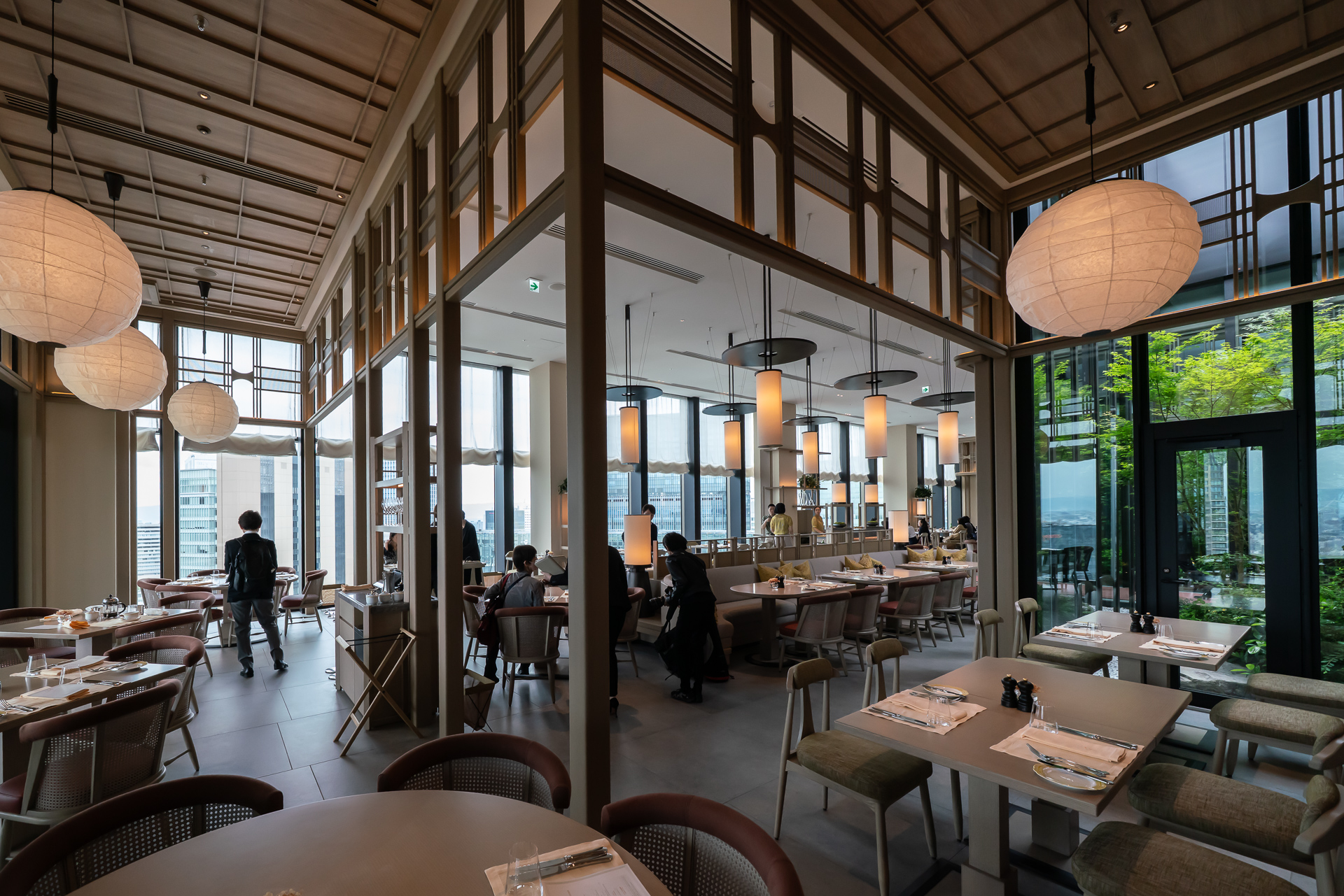 132席と余裕のある席数