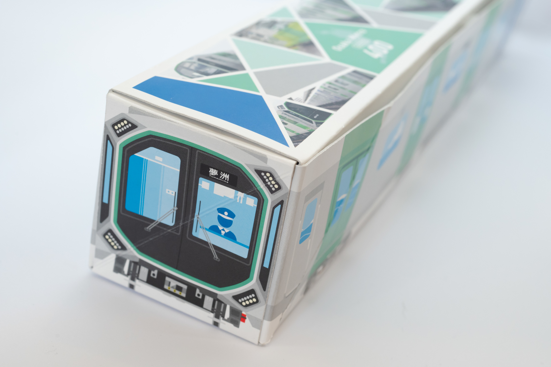 Osaka Metro 中央線 400系車両を模したパッケージ