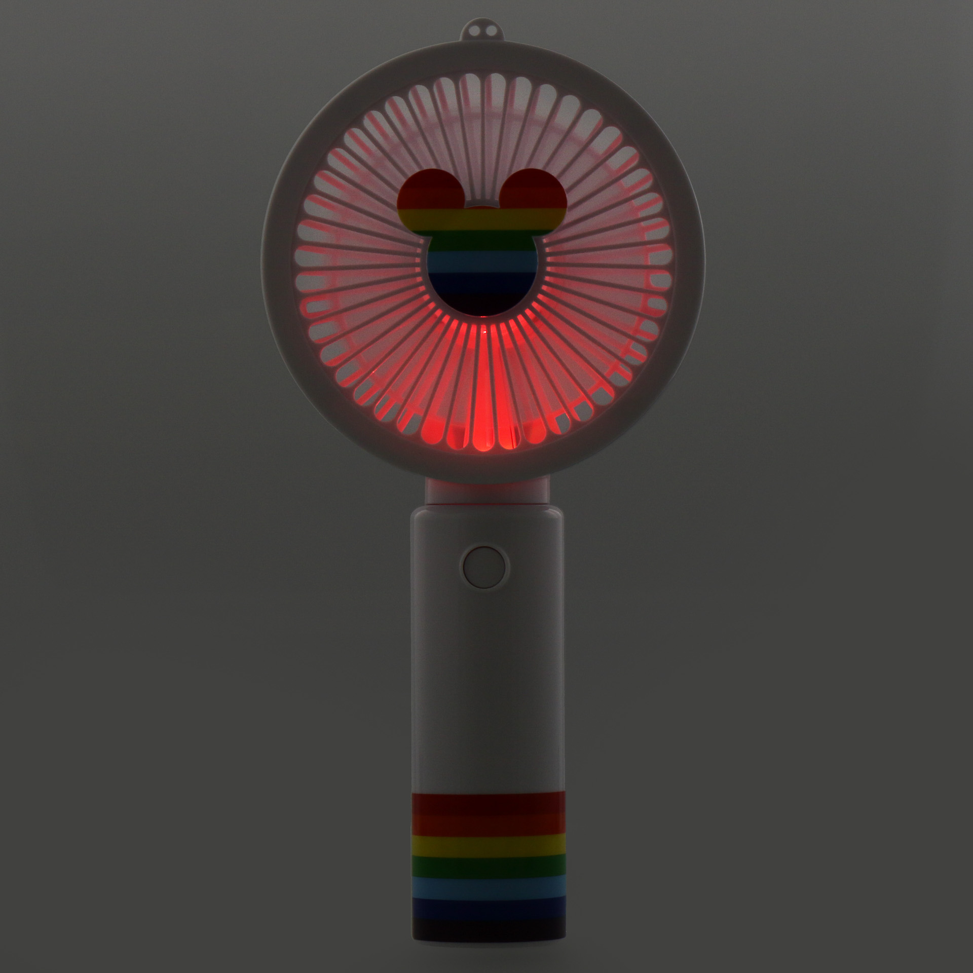 5カラーにライトが変化する「ファン」（2400円）