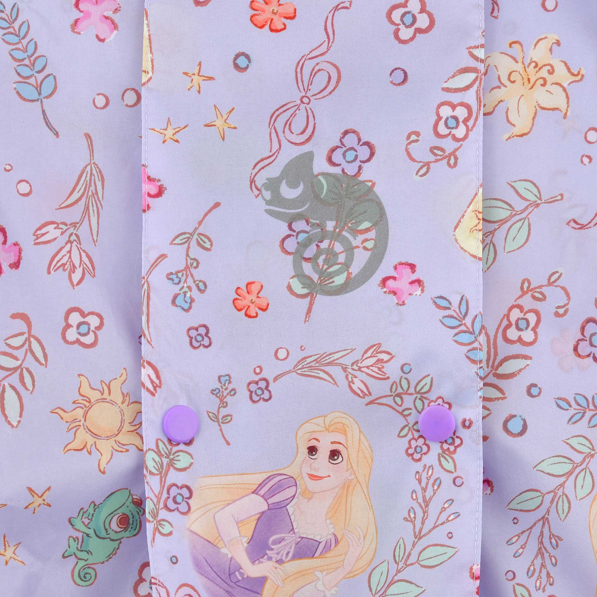 「キッズ用レインコート＜ラプンツェル＆パスカル＞」（3500円）