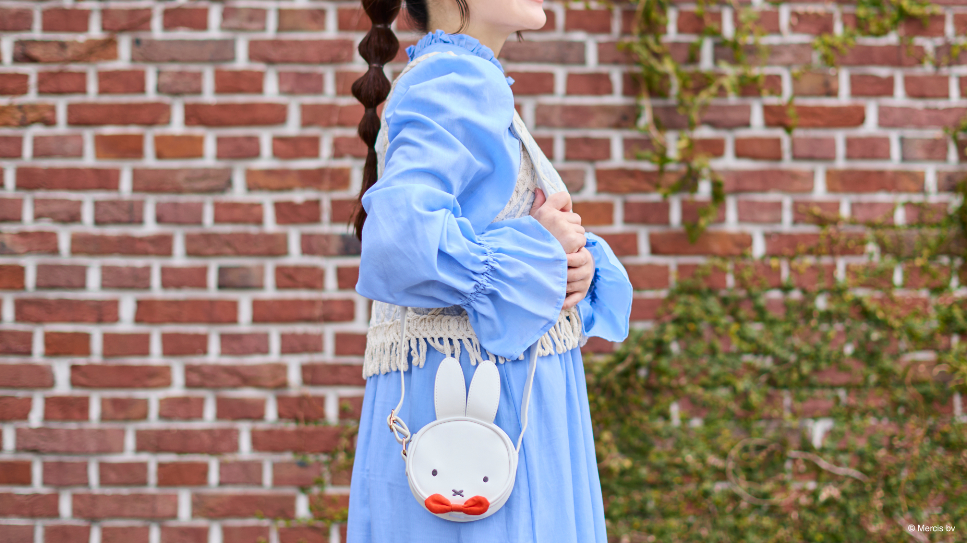 「ミッフィー おかおポシェット」（2500円）