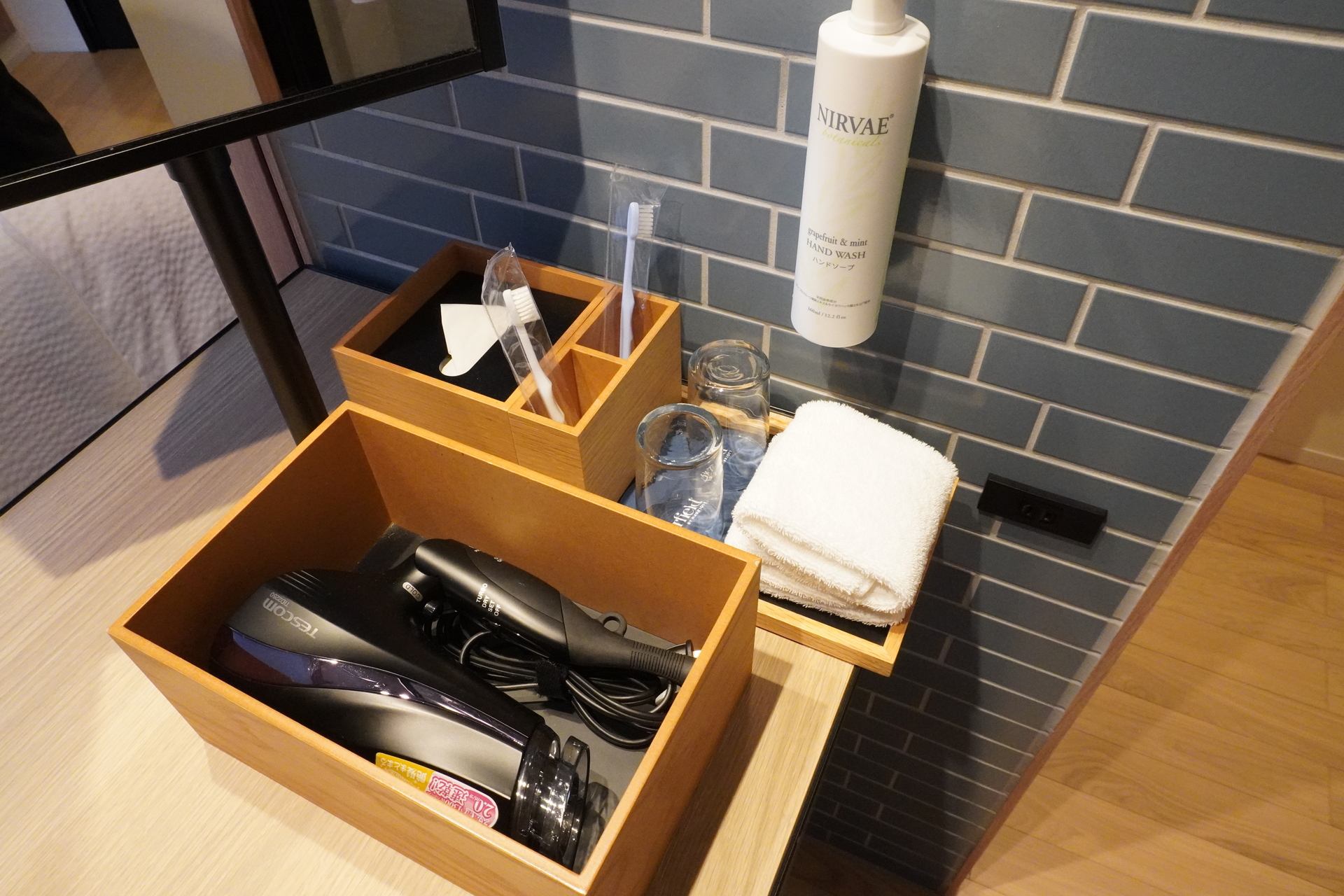 メイク落とし（クレンジング）はあるけれど、麺棒やコットンはないので持参しよう