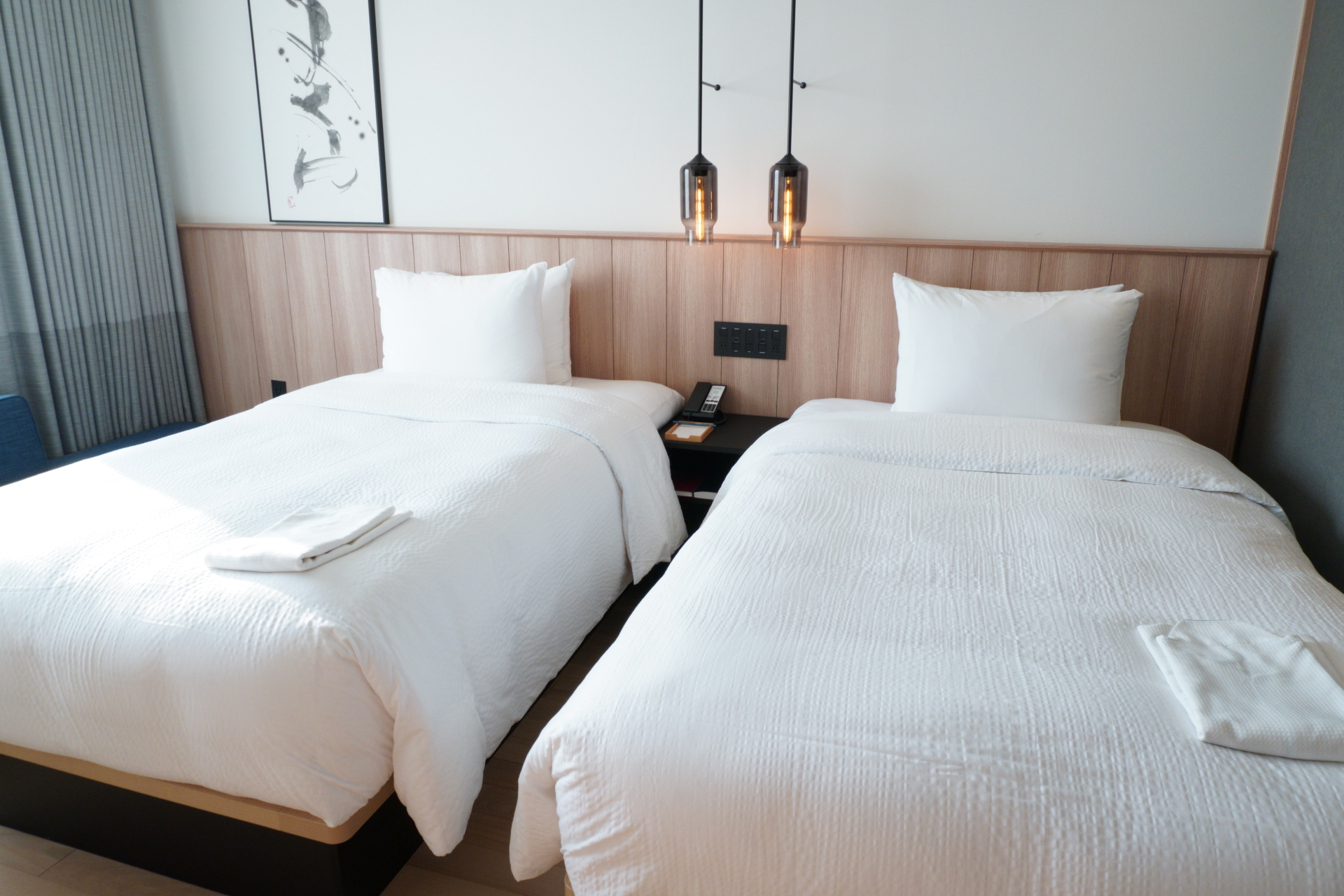 ツインルーム（25m<span class="em sup">2</span>、ベッド幅120cm×2台）