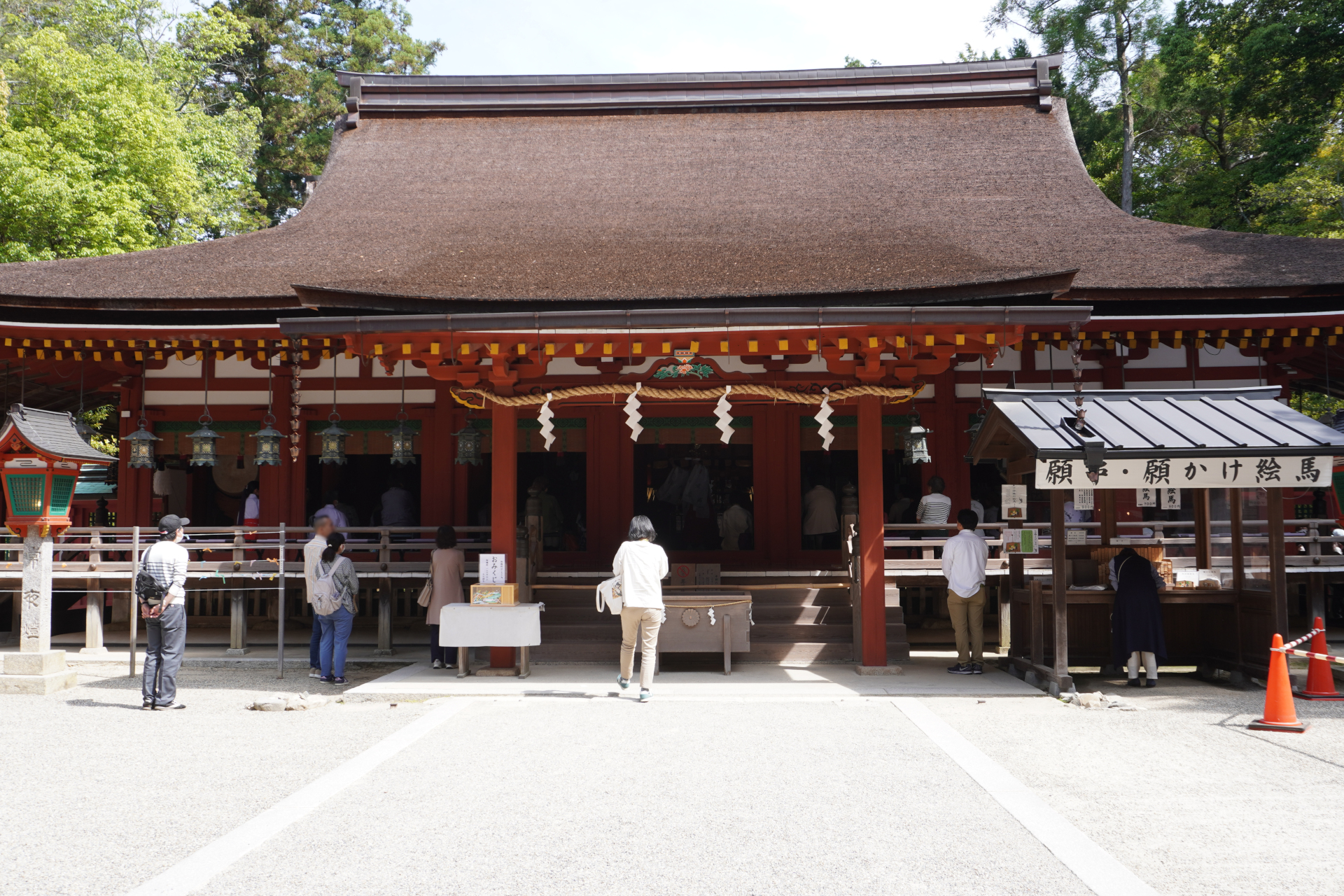 スタート地点の石上神宮