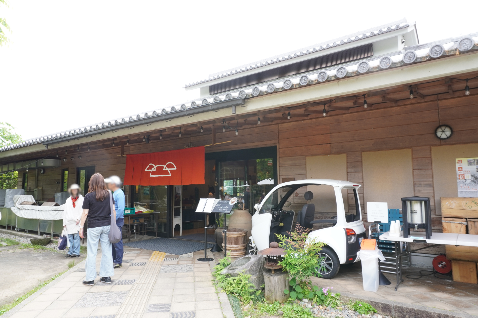 天理市トレイルセンターにある「洋食Katsui 山の辺の道」