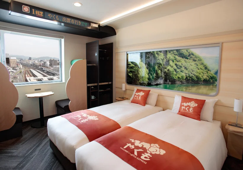 新型「やくも」を忠実再現した客室