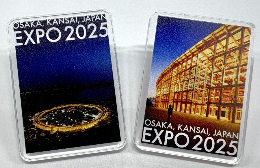 平日・数量限定のピンバッジ