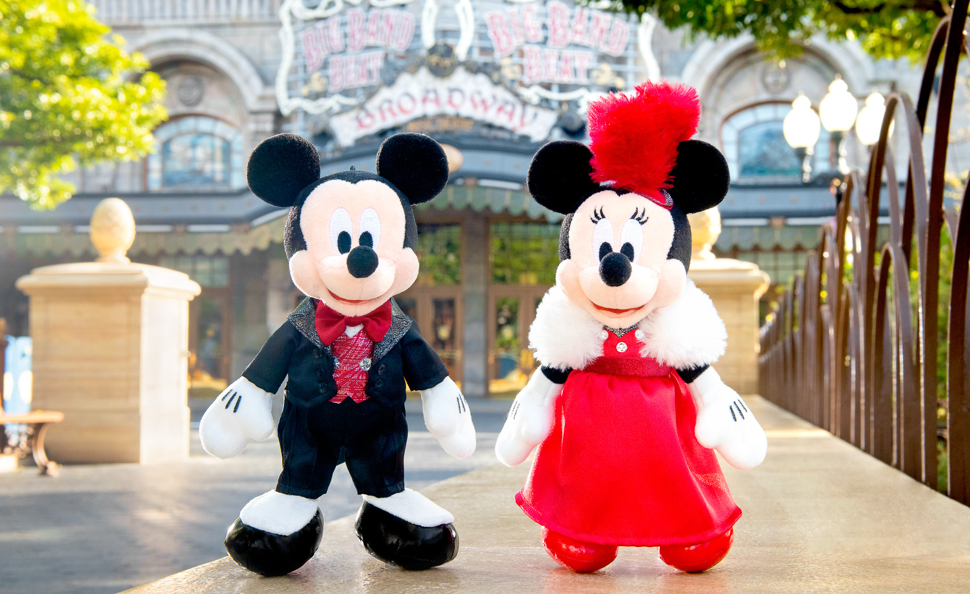 「ぬいぐるみバッジ」（各2700円）※8月1日発売