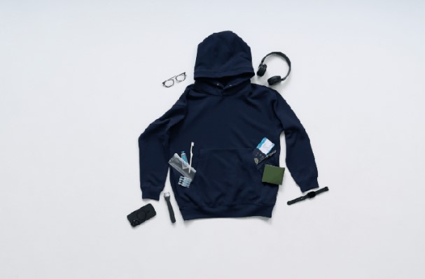 SEESAYネックピロー内蔵型 トラベルウェアパーカー＋パンツセット2着 いつでも、どこでも休息モード。ネックピロー内蔵型×快適設計の