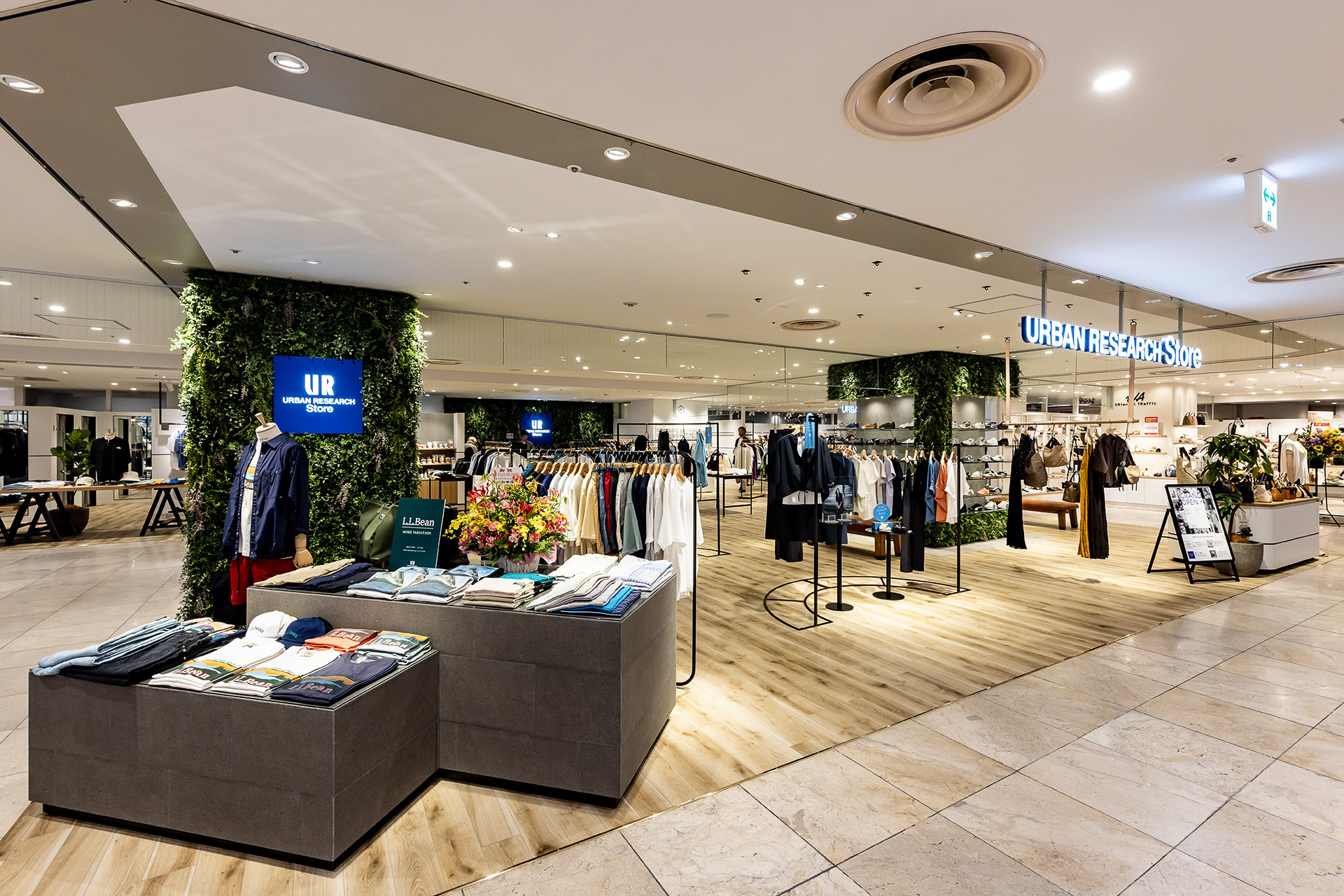 URBAN RESEARCH Store