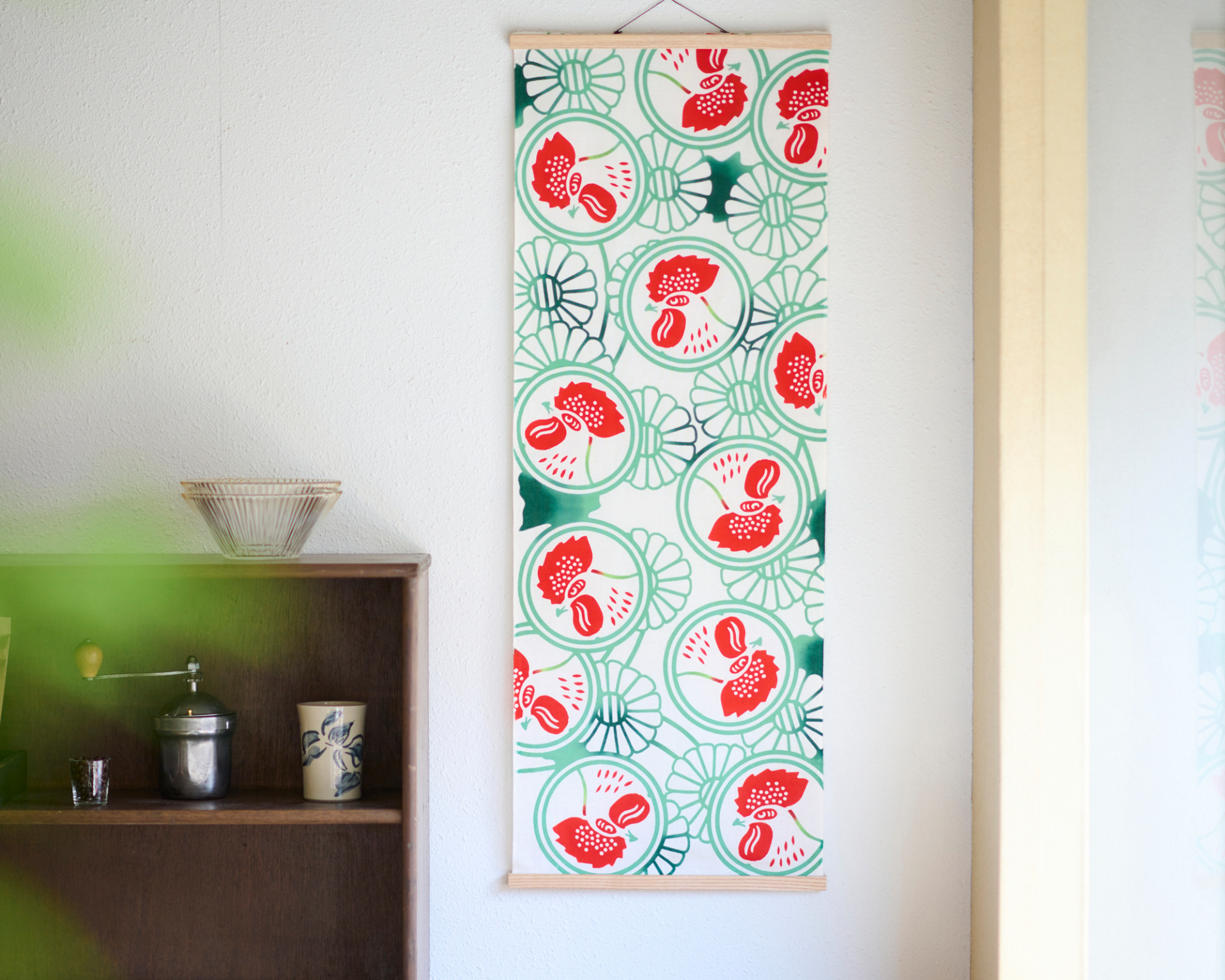 継続品「注染てぬぐい 金鳥紋」（1980円）