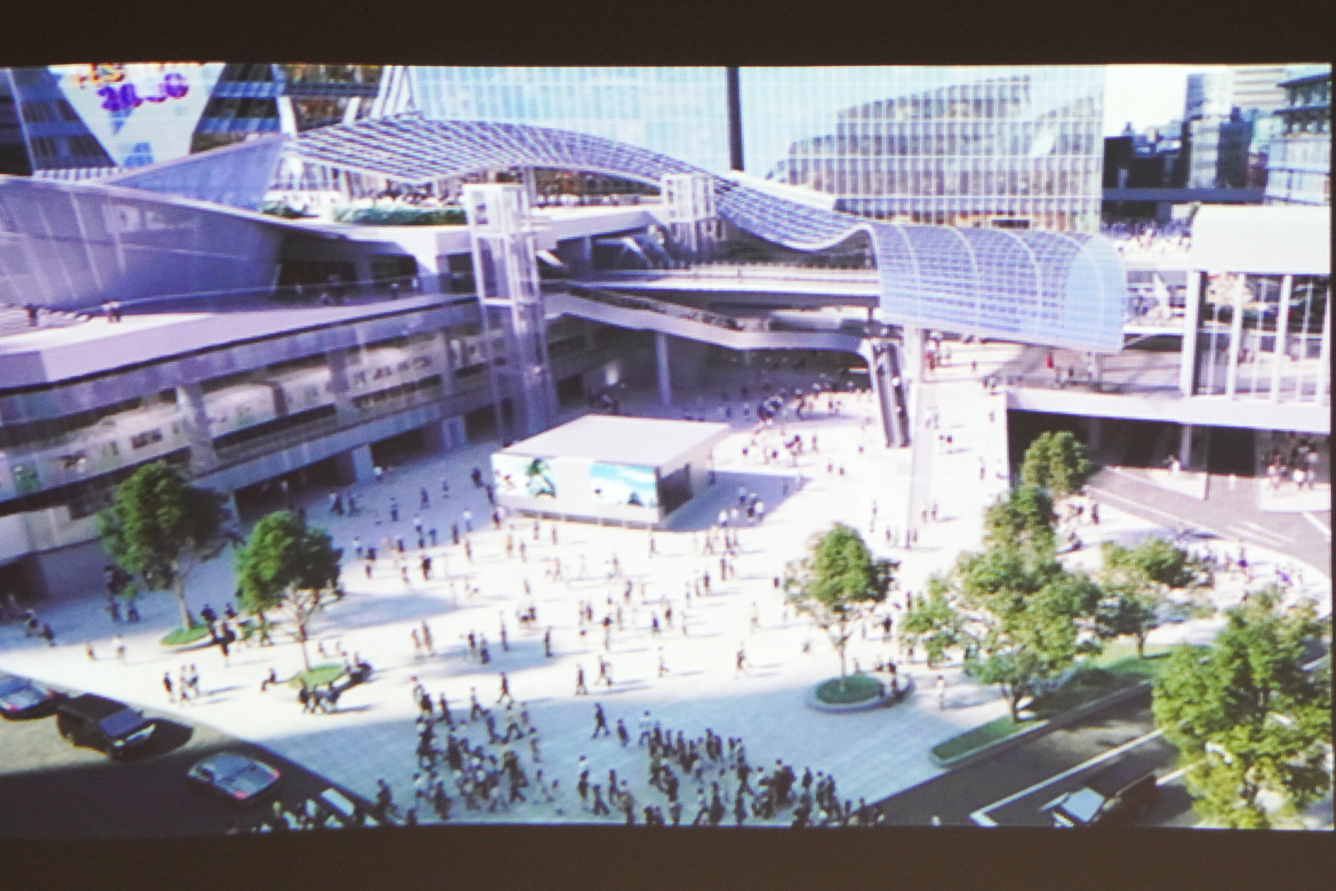 ハチ公前広場付近のアーバンコア