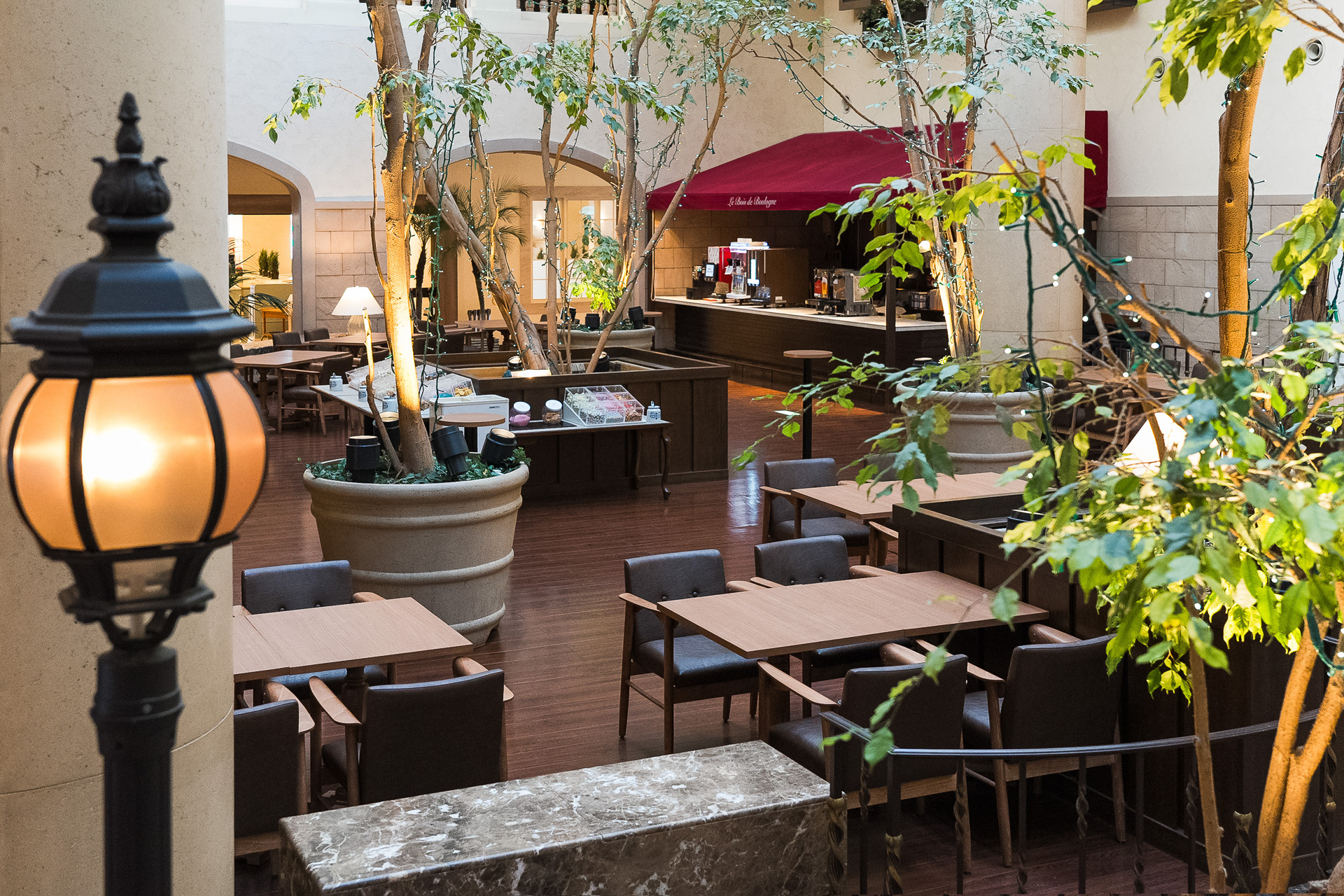 宿泊者は誰でも利用できるウェルカムラウンジ