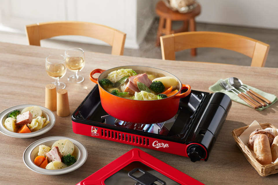 【未開封】広島カープ　bbqコンロ　レア品 イワタニ×広島東洋カープ、真っ赤な「カセットガス式ホット