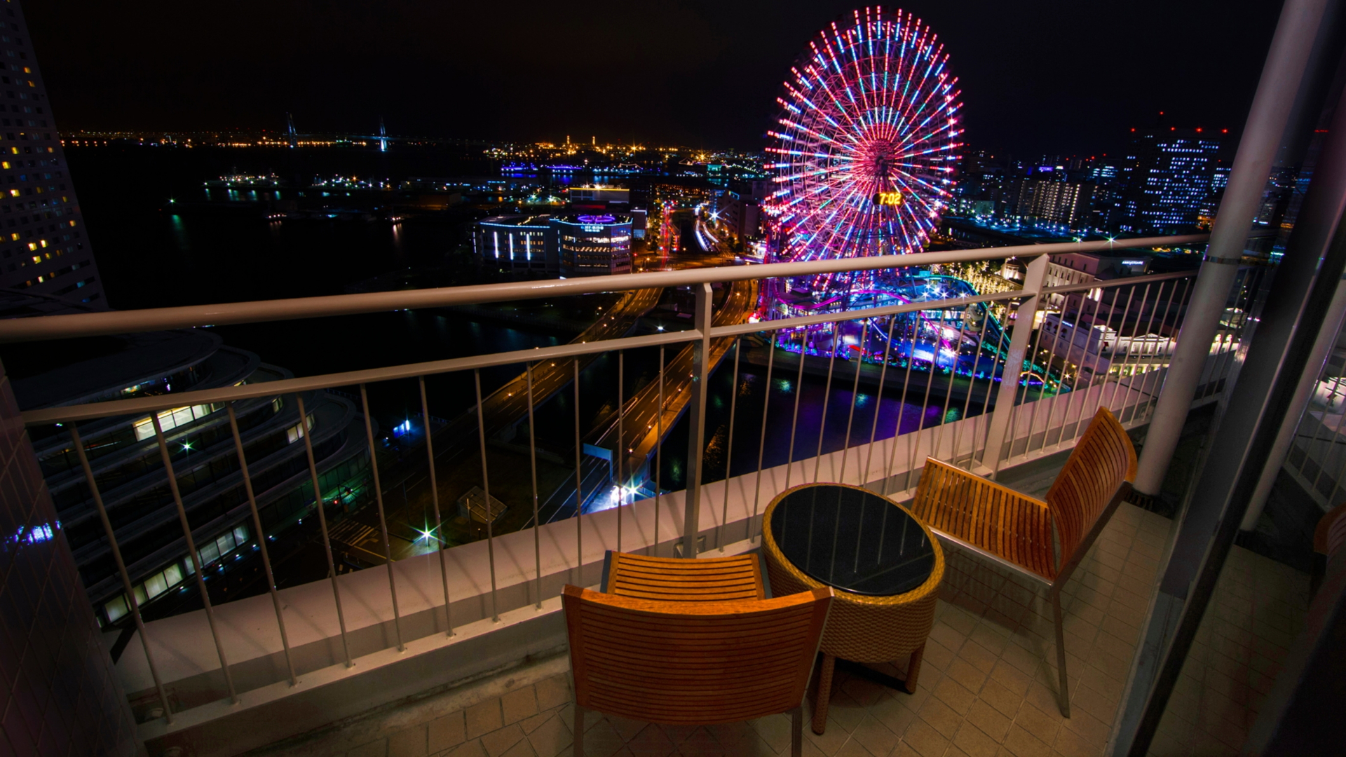 「ベイビュー」客室のバルコニーから