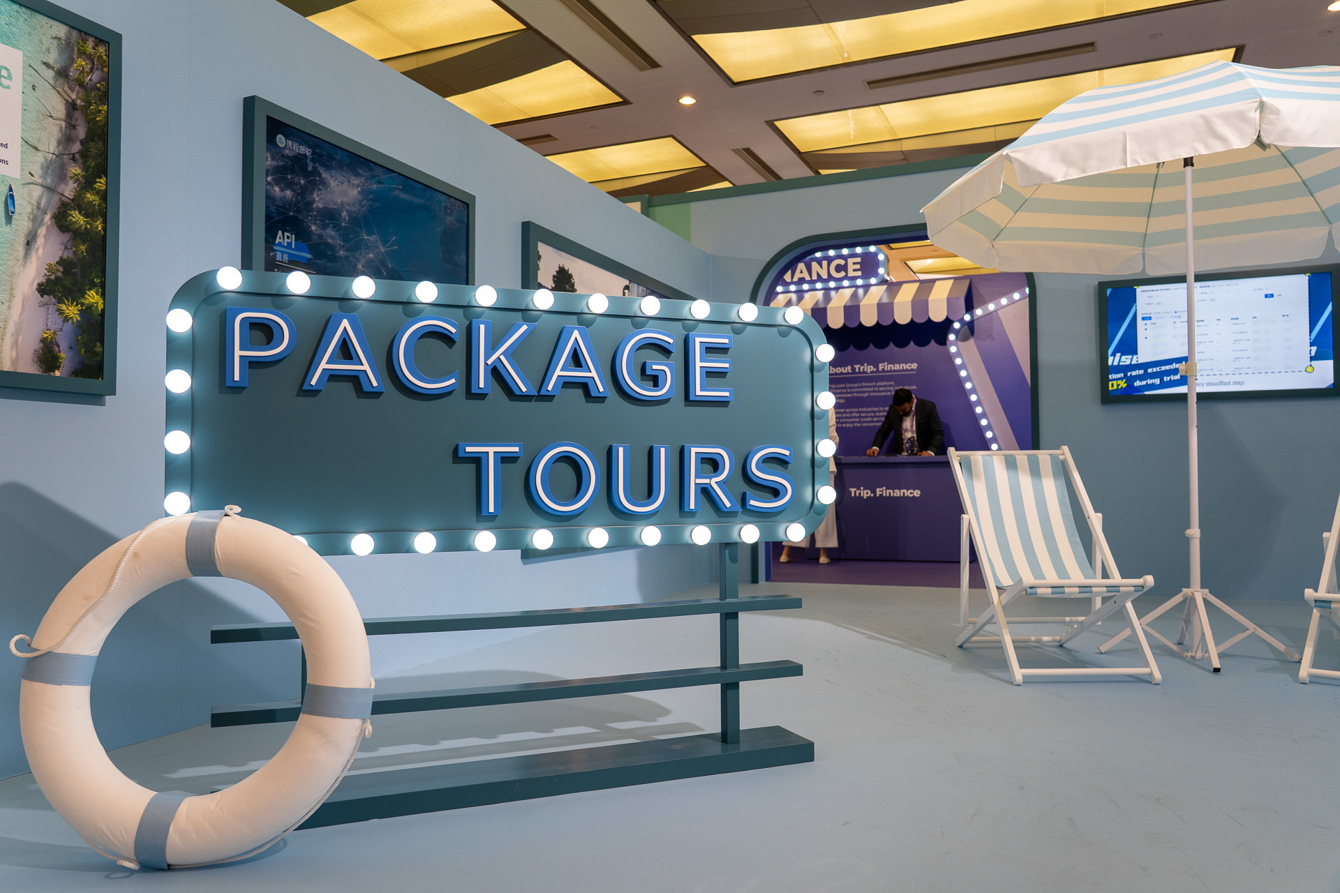 Trip.comの行なっているサービスを可視化したさまざまなブース展示