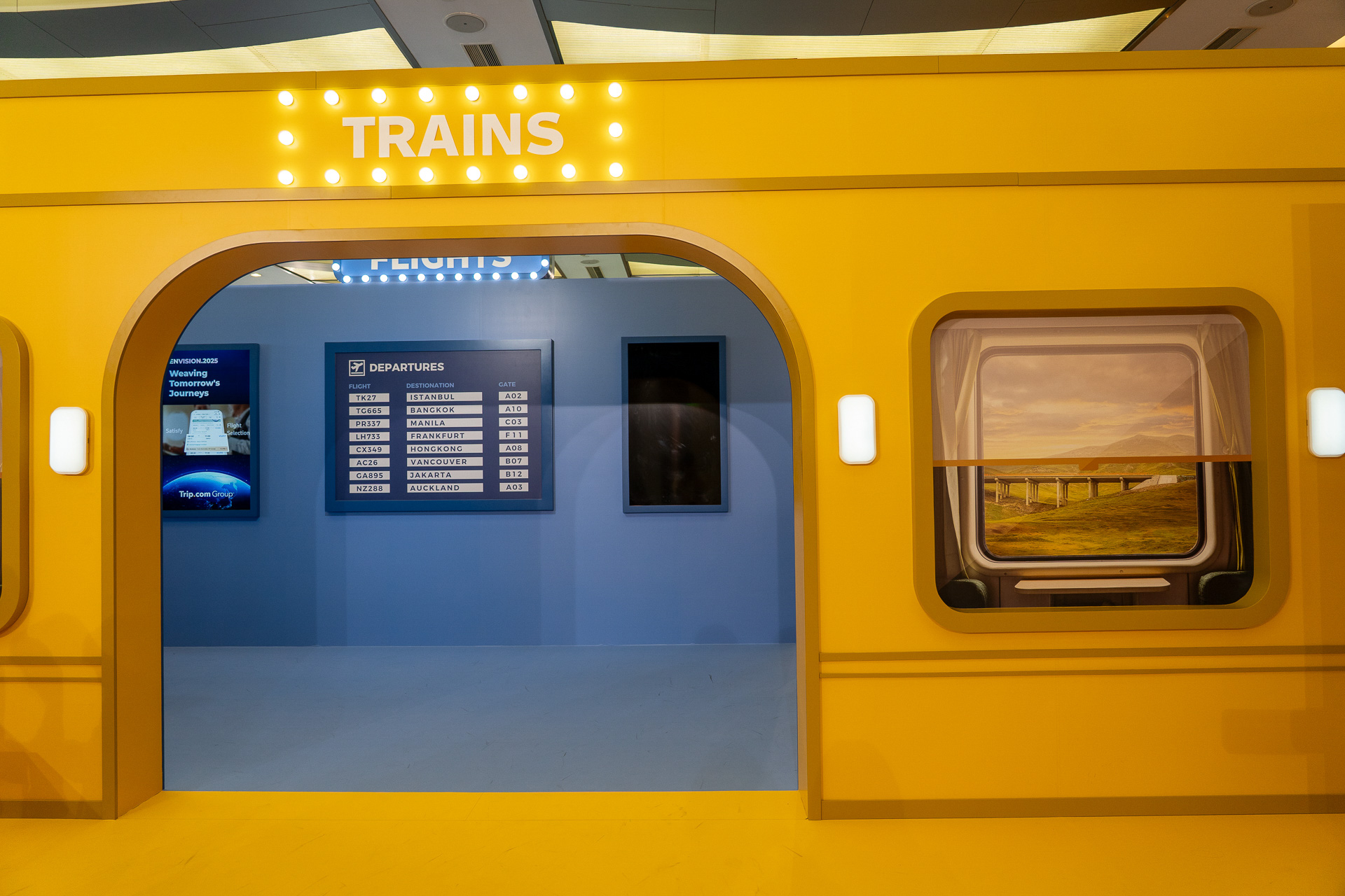 Trip.comの行なっているサービスを可視化したさまざまなブース展示