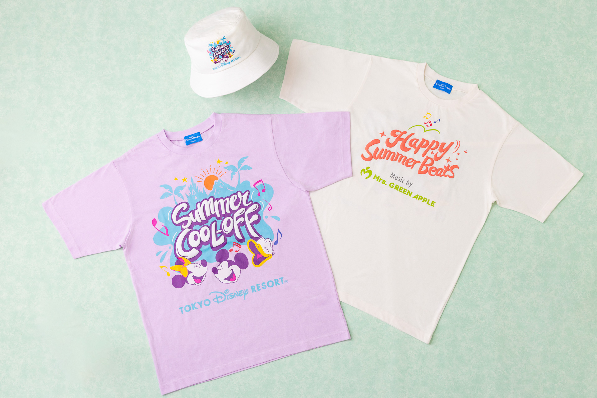 夏のパークで使える身につけグッズを中心にコラボアイテムを展開する