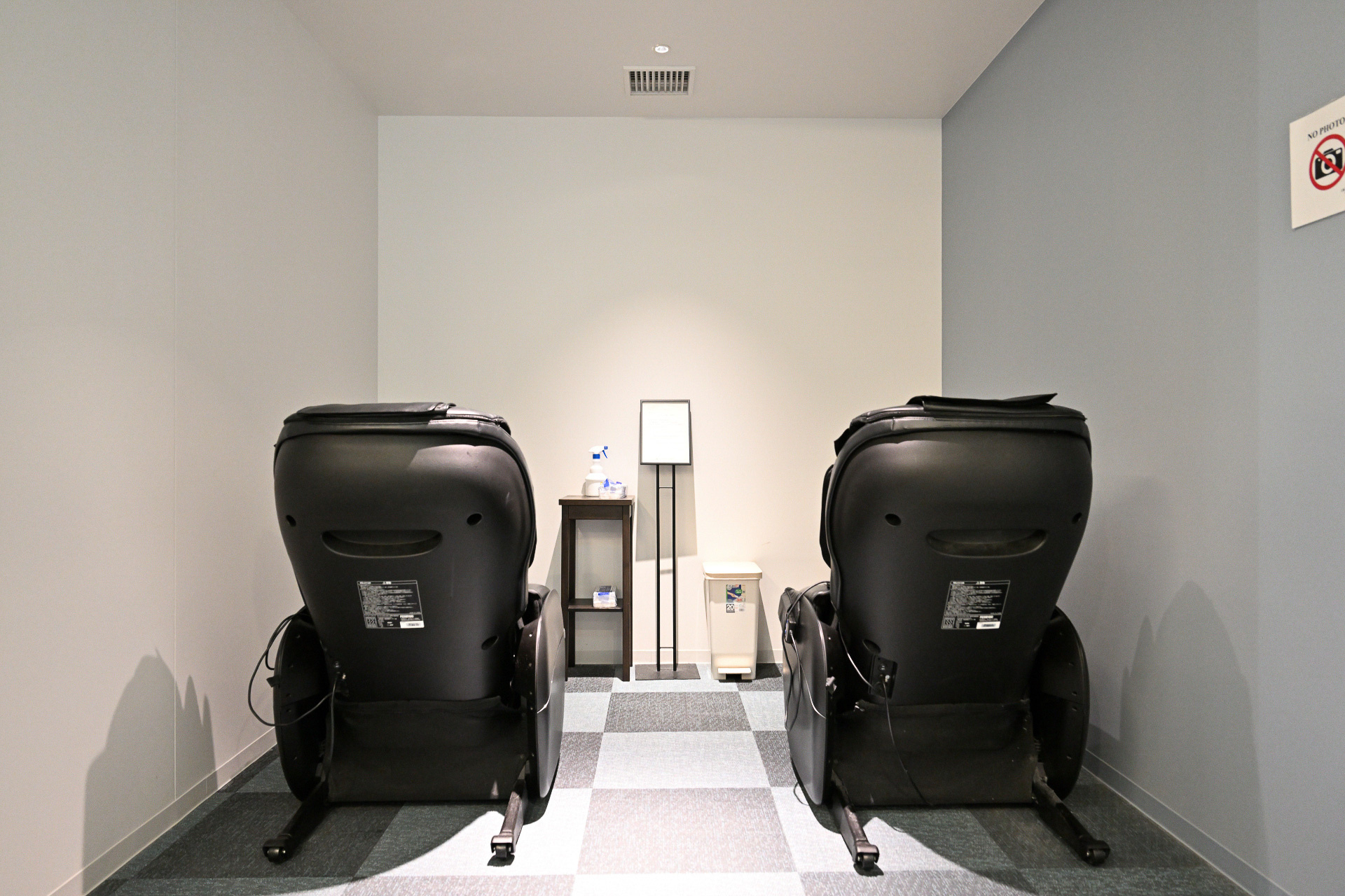 同じフロアにはフィットネスルームも併設されている。運動不足になりがちな旅先での長期滞在でも身体を動かしてリフレッシュすることが可能だ。