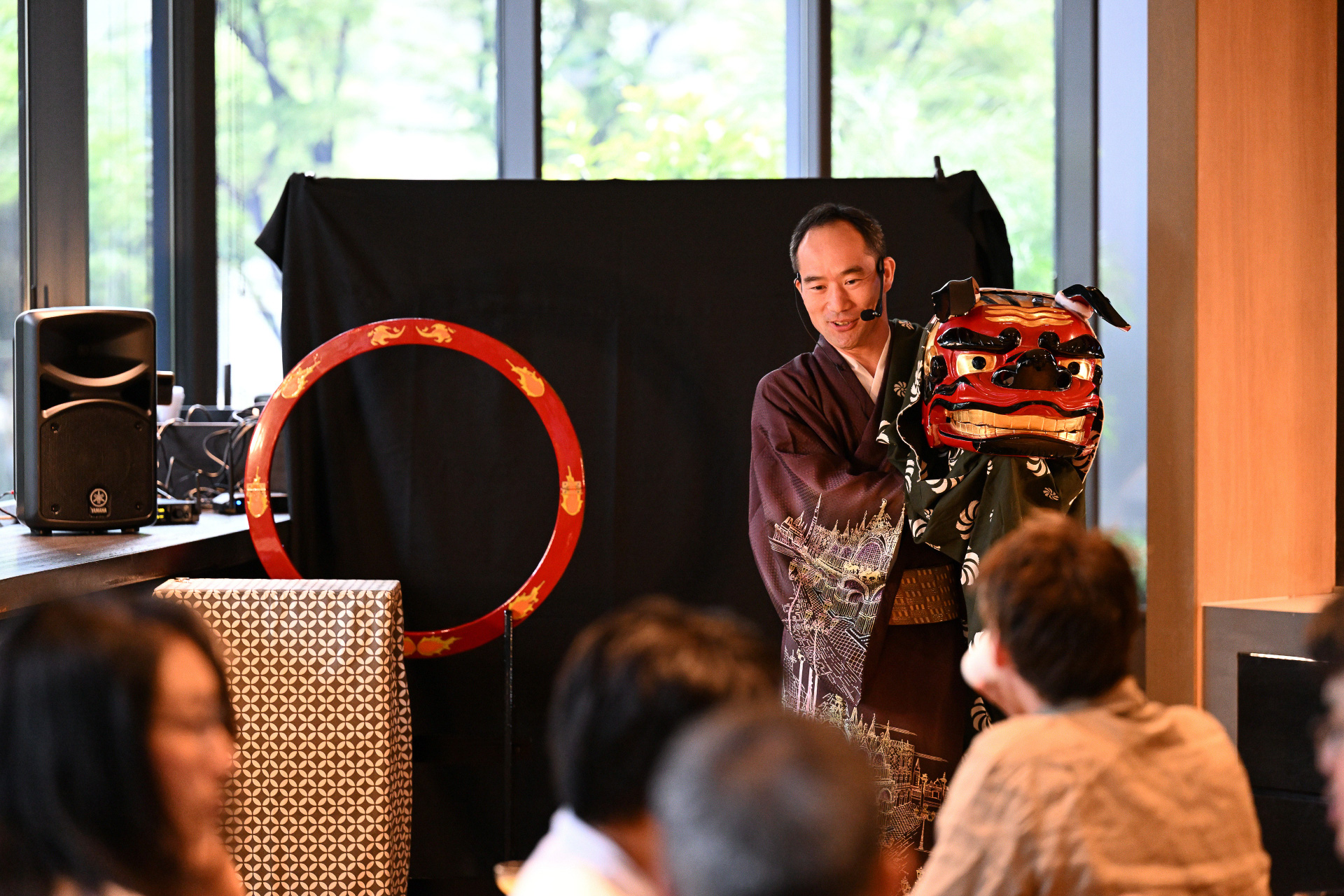 6月12日から新たに始まった「INTERGATE Welcome Performance」。大阪の伝統芸能などに触れることができるパフォーマンスだ