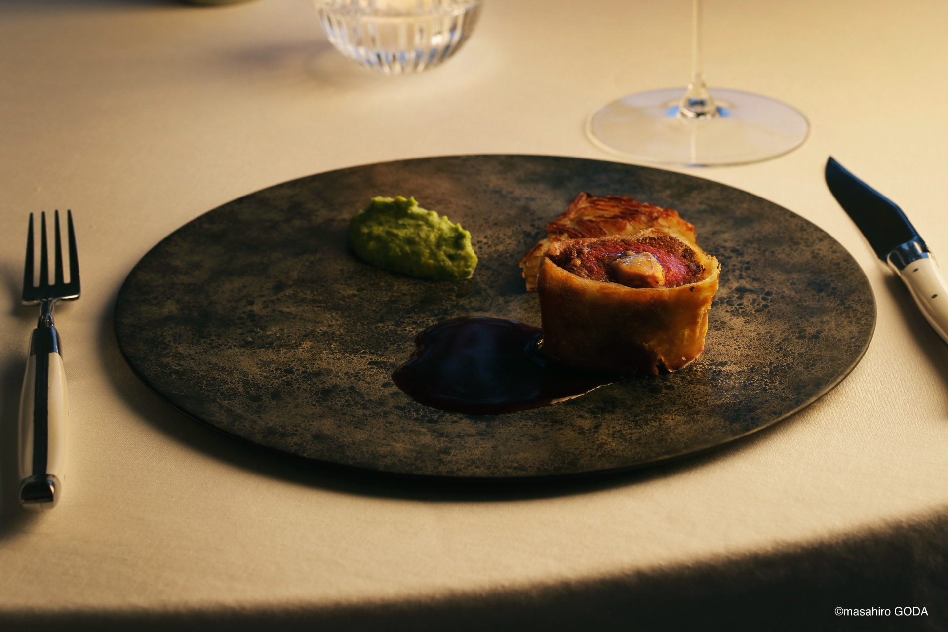 蝦夷食材を使ったモダンフレンチの「Main Dining 白夜」