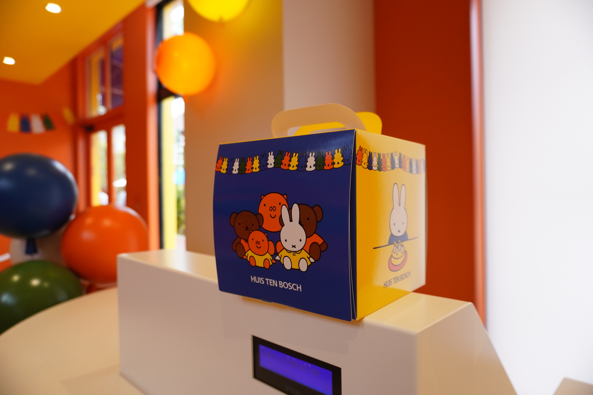 テイクアウトのボックス