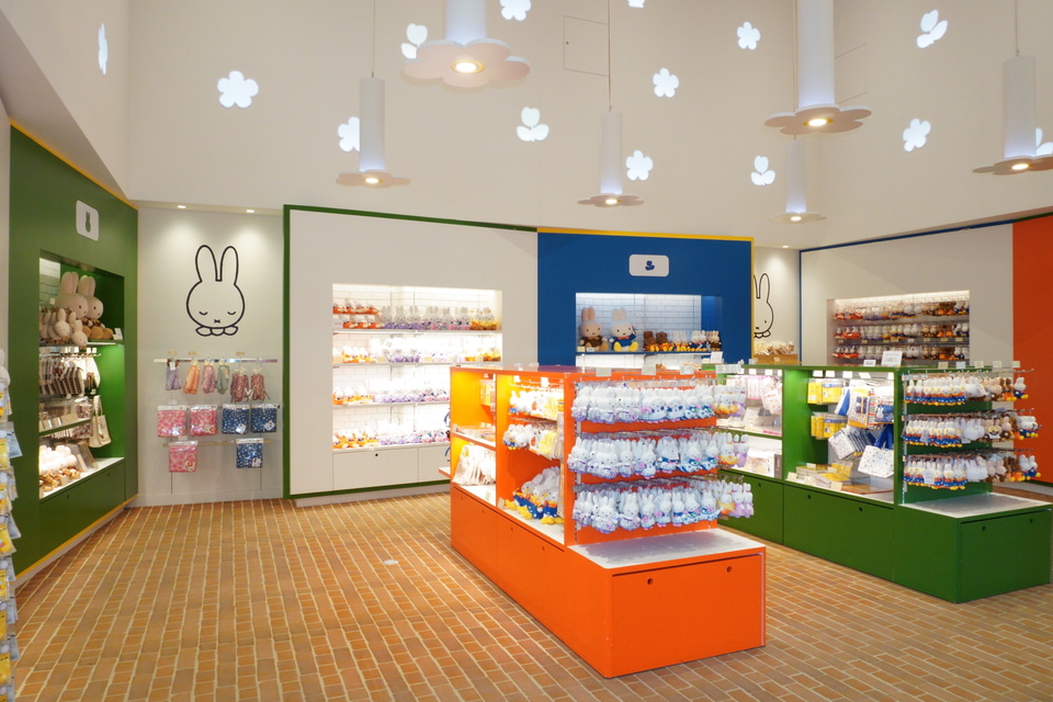 ハウステンボス、ミッフィーエリアでお土産を買うならここ！ 開業前の