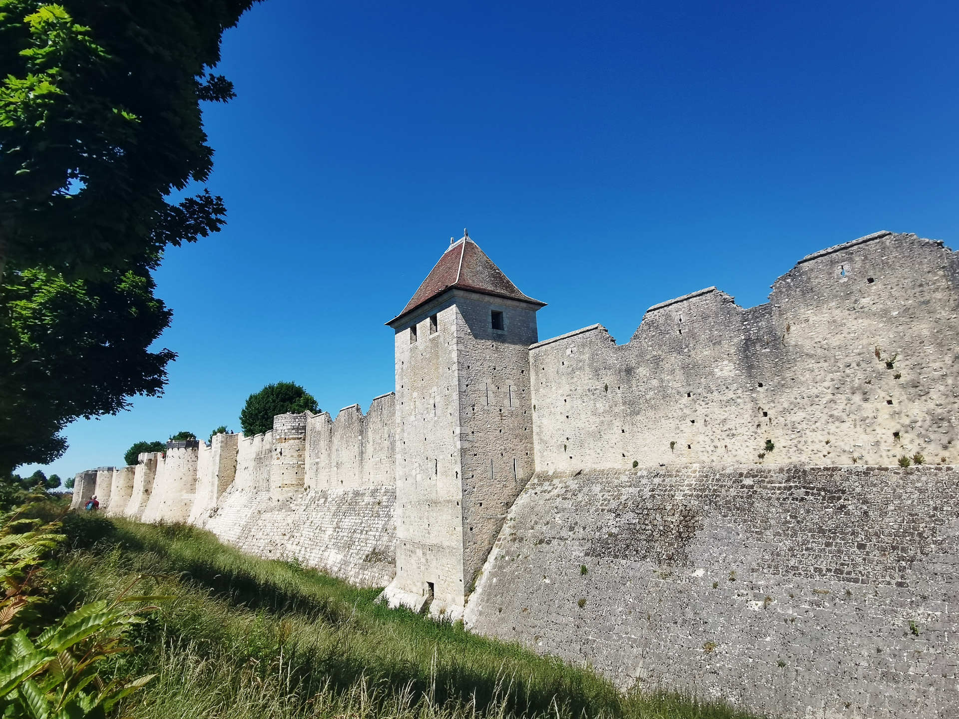 プロヴァンの城壁