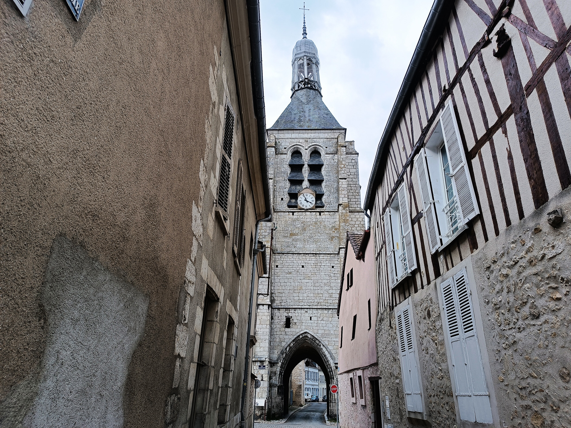 ノートルダム・ドゥ・ヴァルの塔