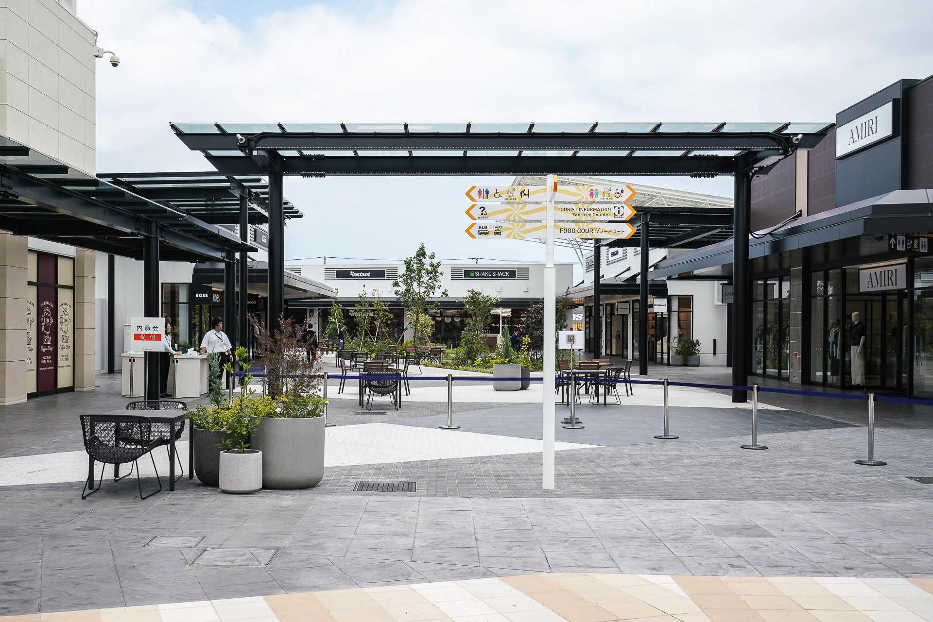 ここから接続する通路になっている