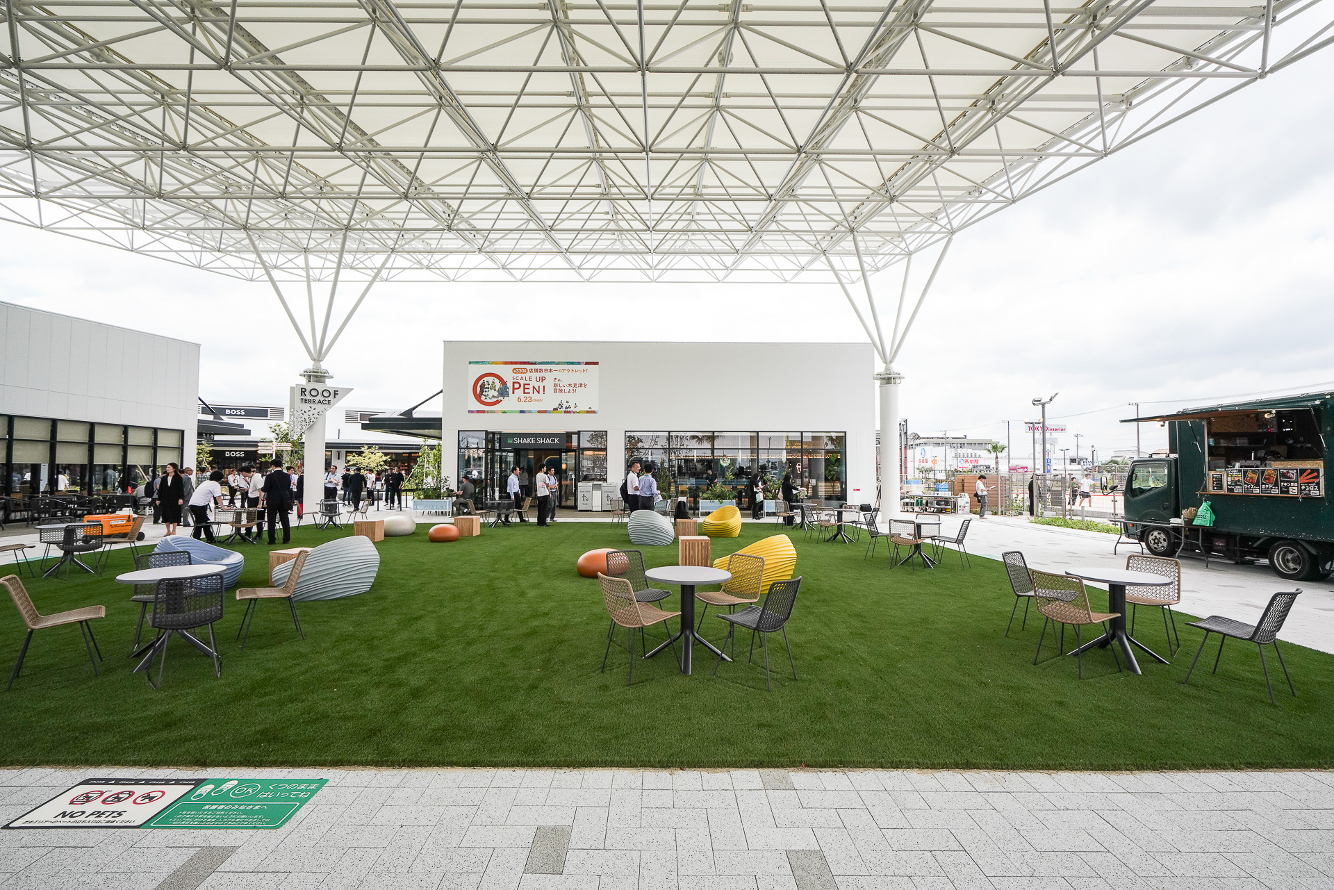 「ルーフテラス」を逆から見たところ