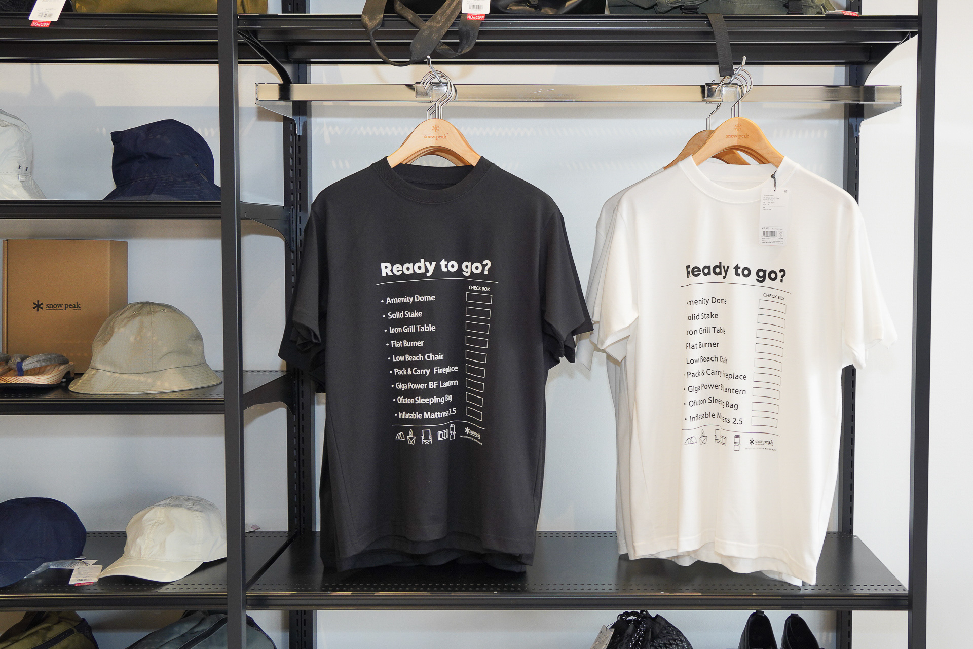 木更津限定販売のアパレルも