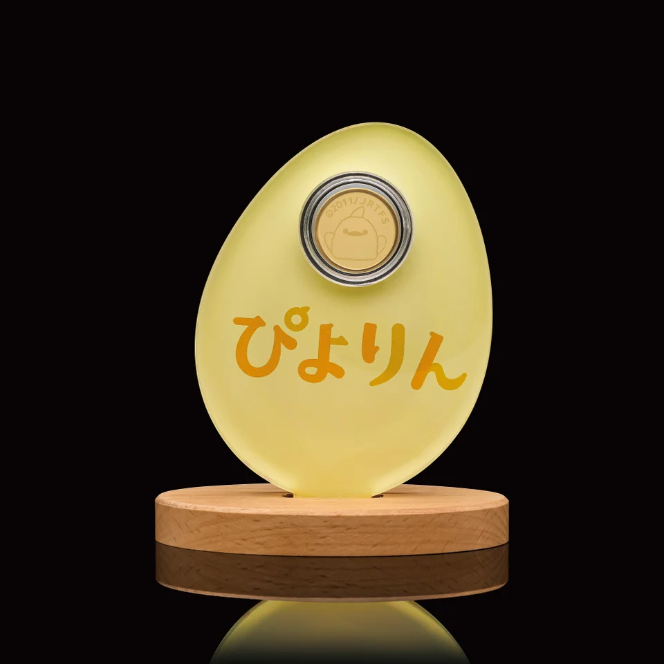 K24 ぴよりんメダル（特注アクリルスタンド付き）