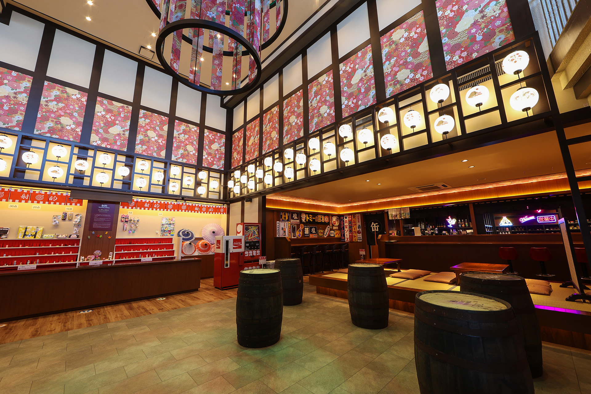 日帰り温泉のタオルバッグに“アヒルが入っていたら当たり”の運試し。縁日コーナーの「射的」または「ジェラート」をプレゼント