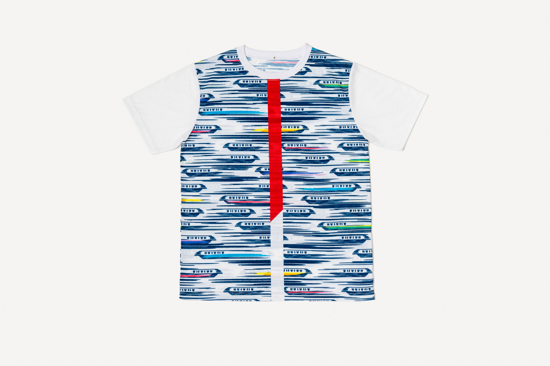 子供用とはデザインが異なる「Ｔシャツ（大人用）」