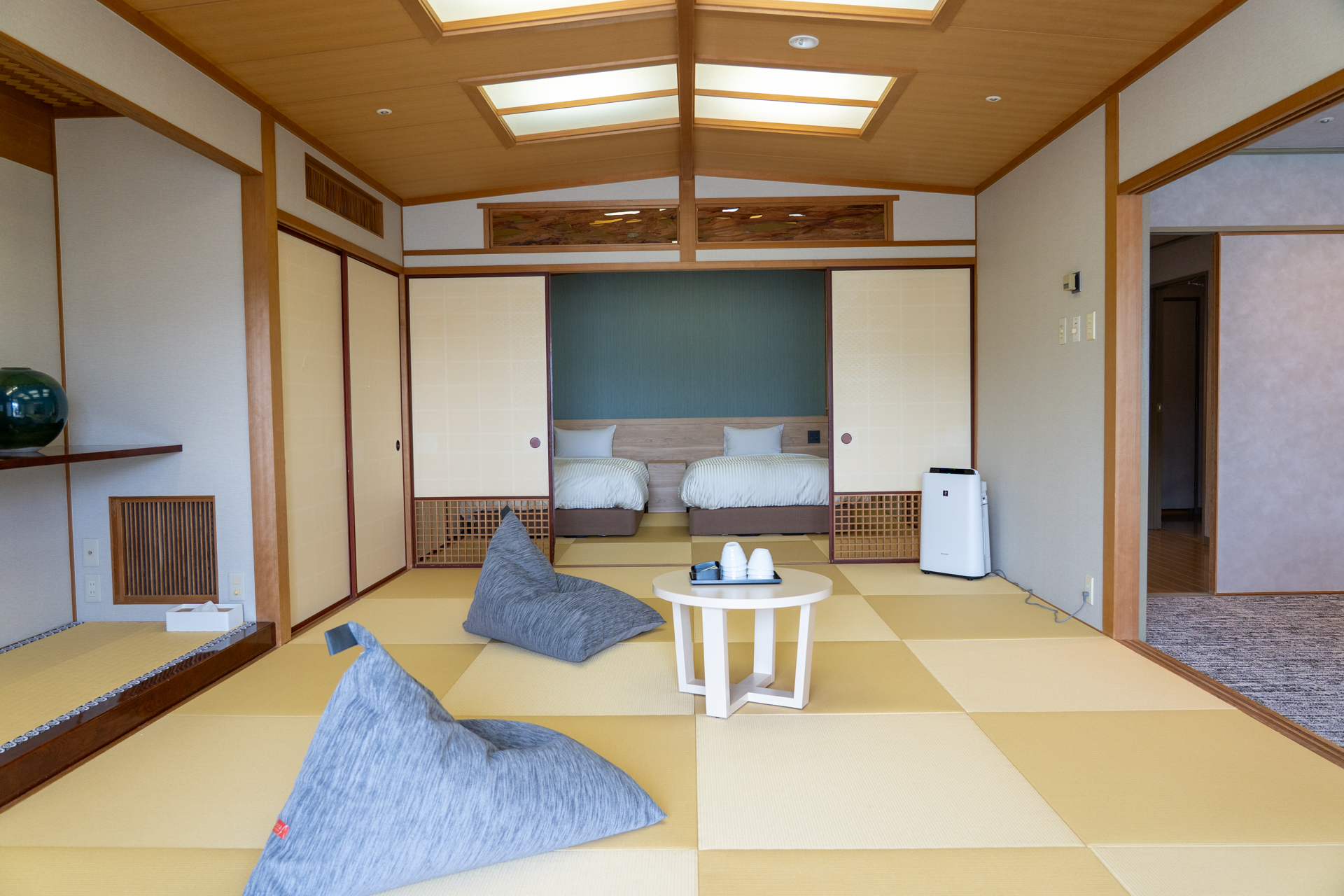 907号室「スイート和ベッドツイン12畳＋6畳」