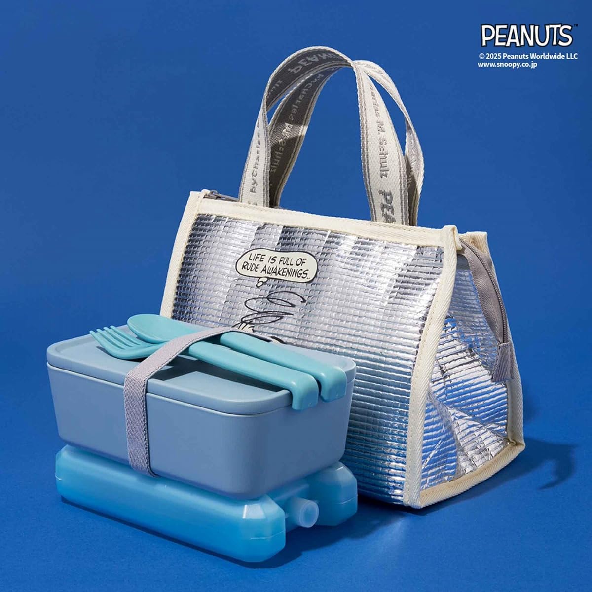 弁当箱や保冷剤がラクラク入り、缶3本ならシンデレラフィット