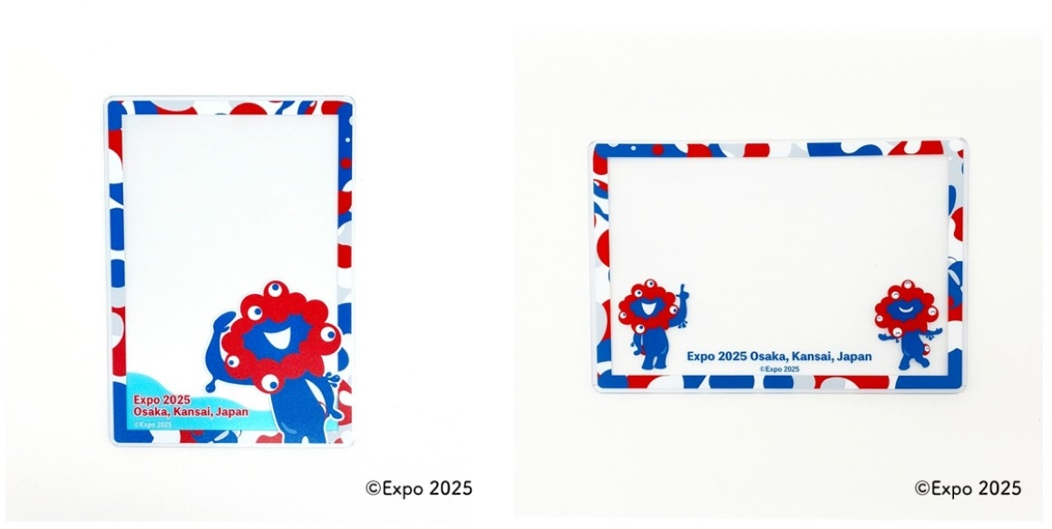 クリアケースA（左）、B（右）