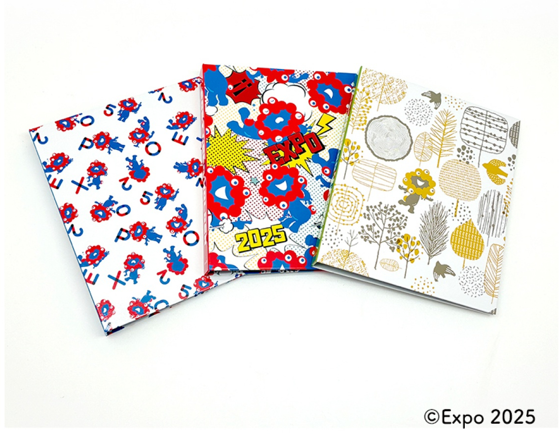 ポストカードアルバムA（左）、B（中央）、C（右）