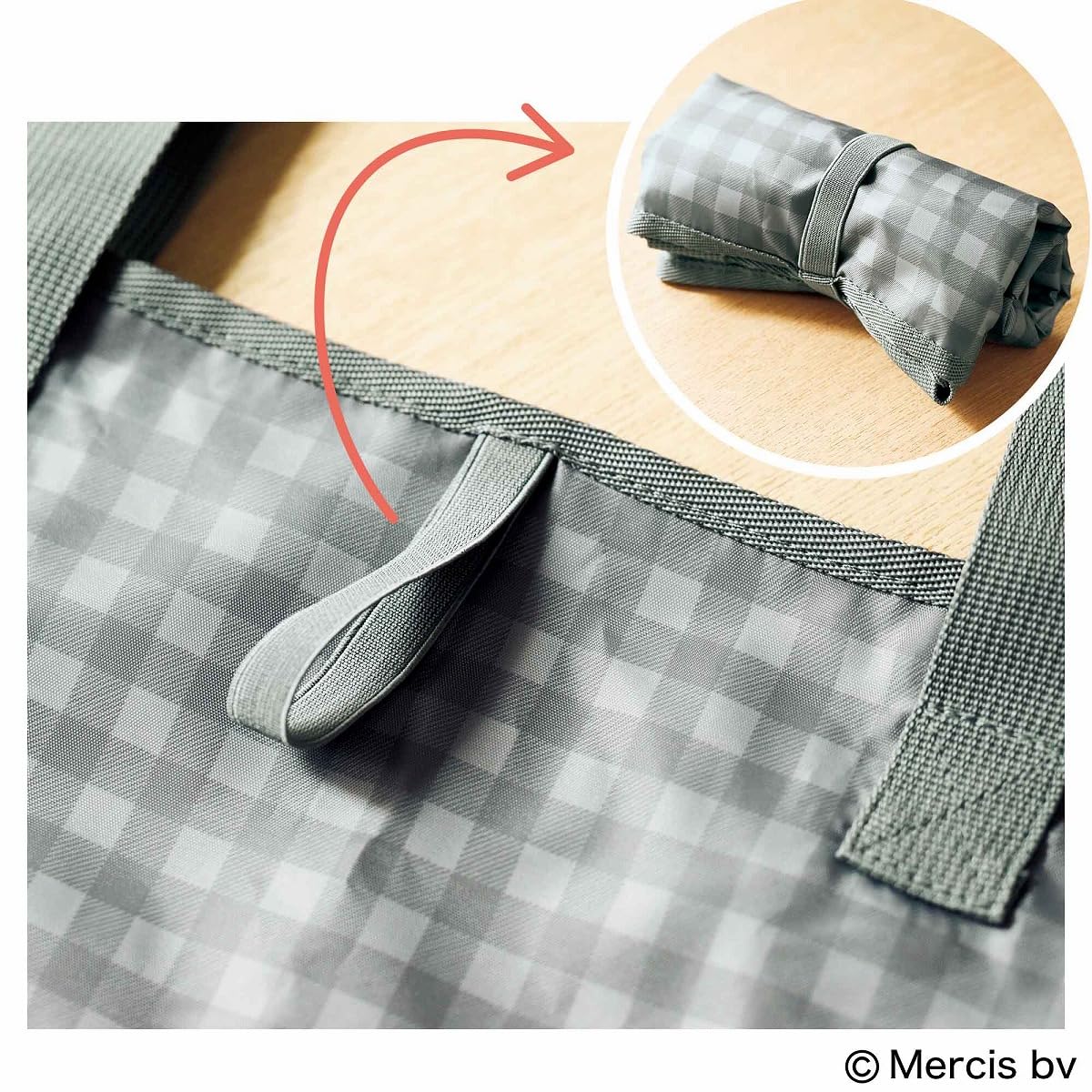 背面のゴムでコンパクトにまとめられる